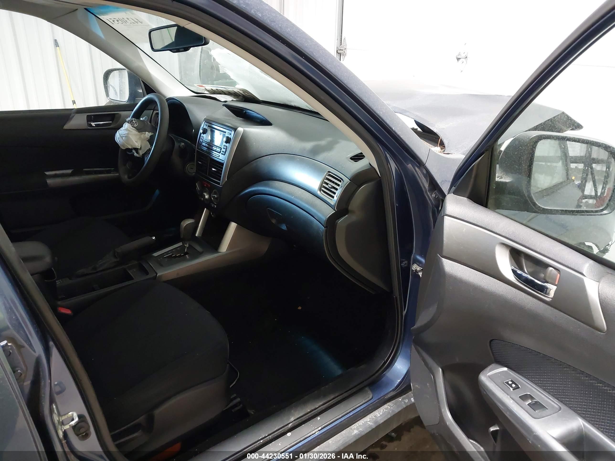 SUBARU FORESTER image 5