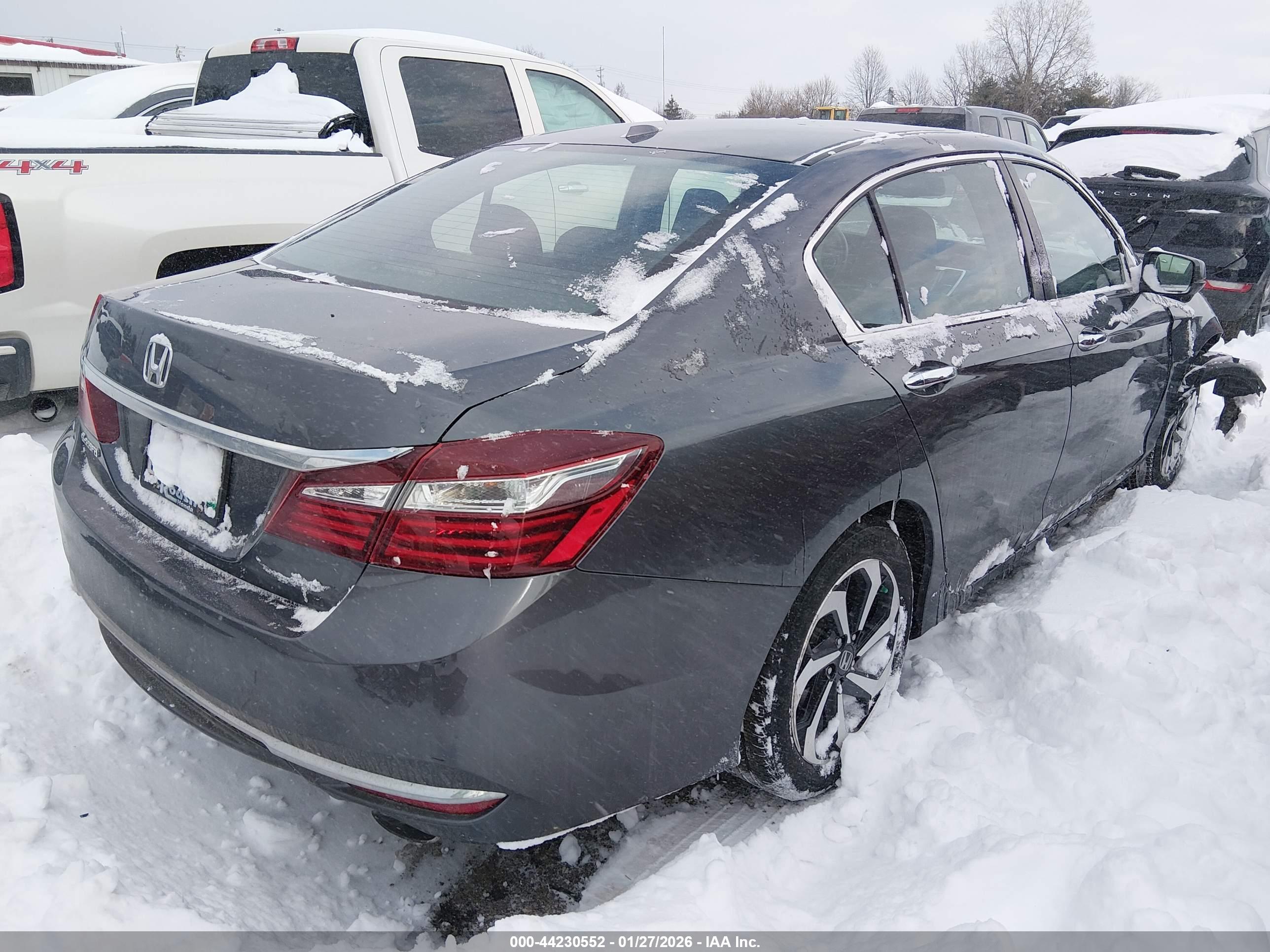 HONDA ACCORD image 4