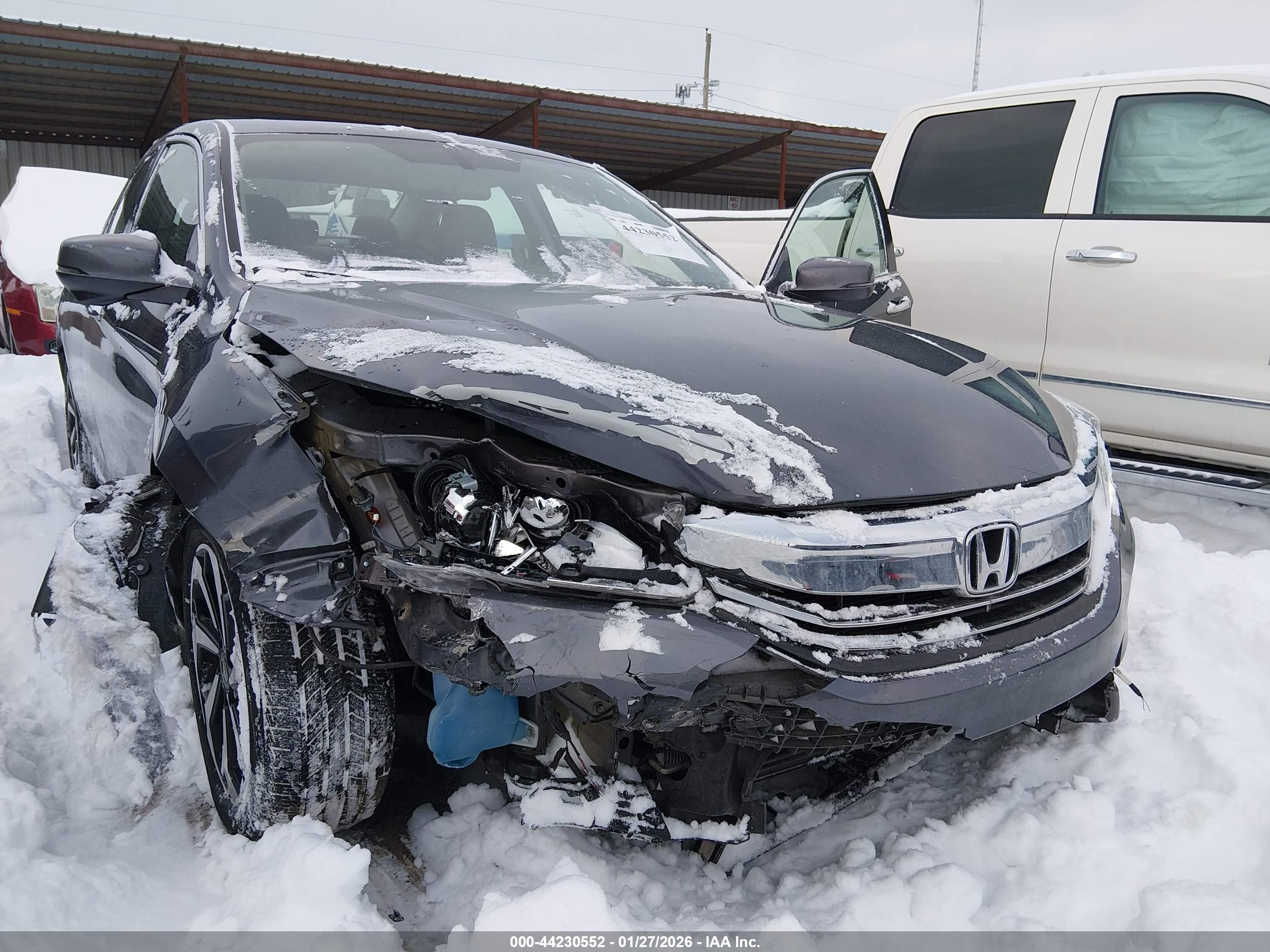 HONDA ACCORD image 6