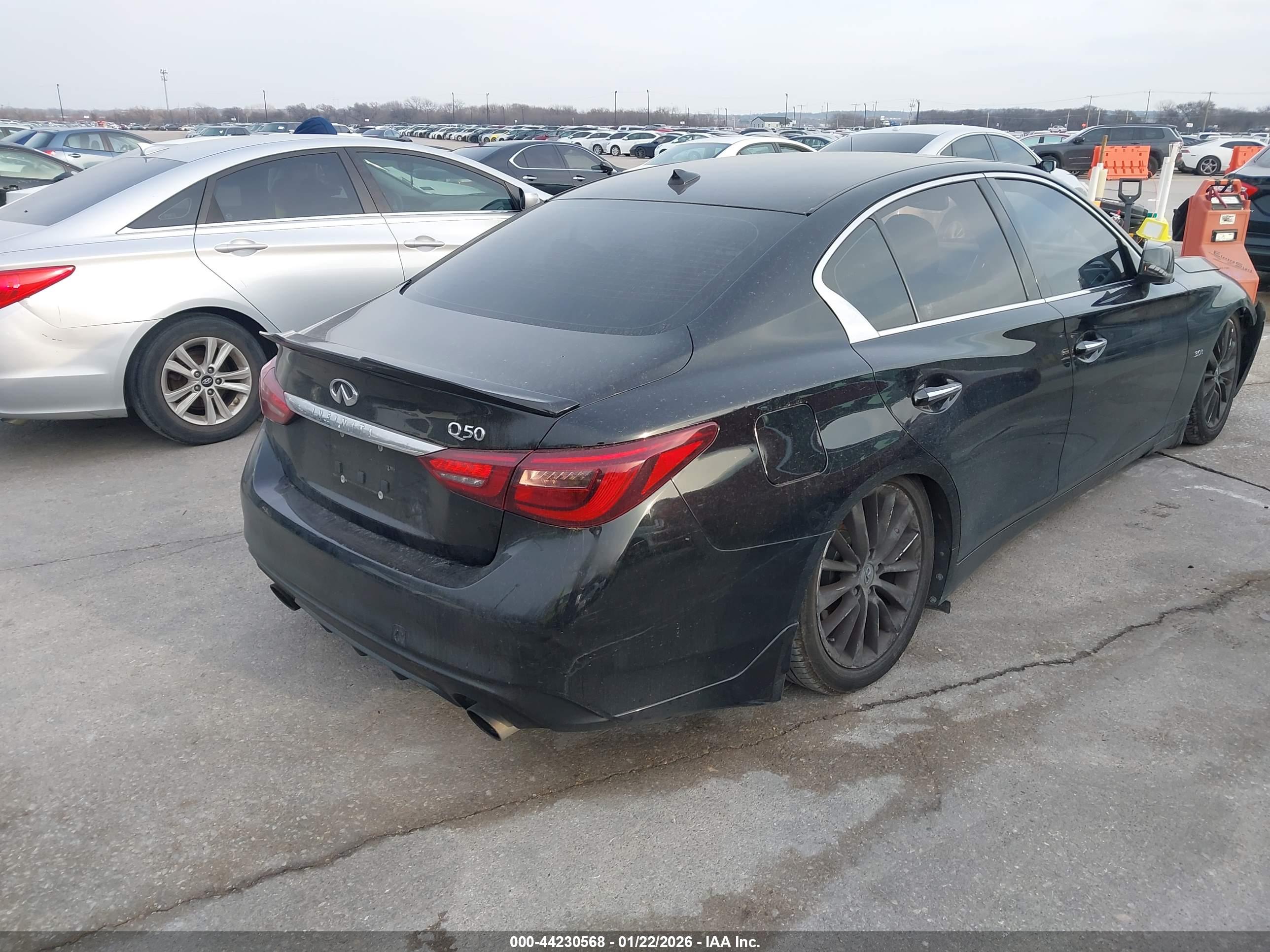 INFINITI Q50 image 4