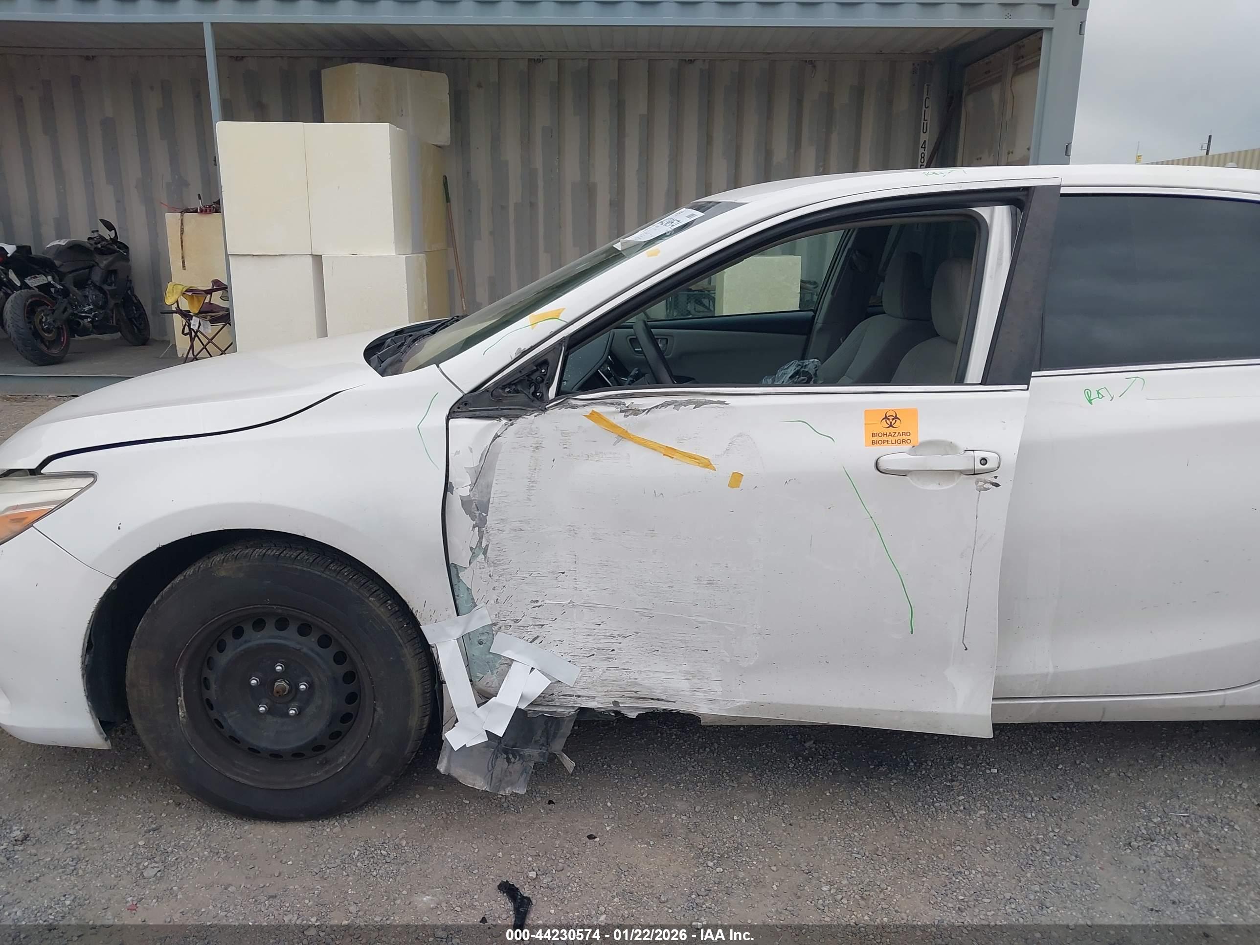 TOYOTA CAMRY image 6