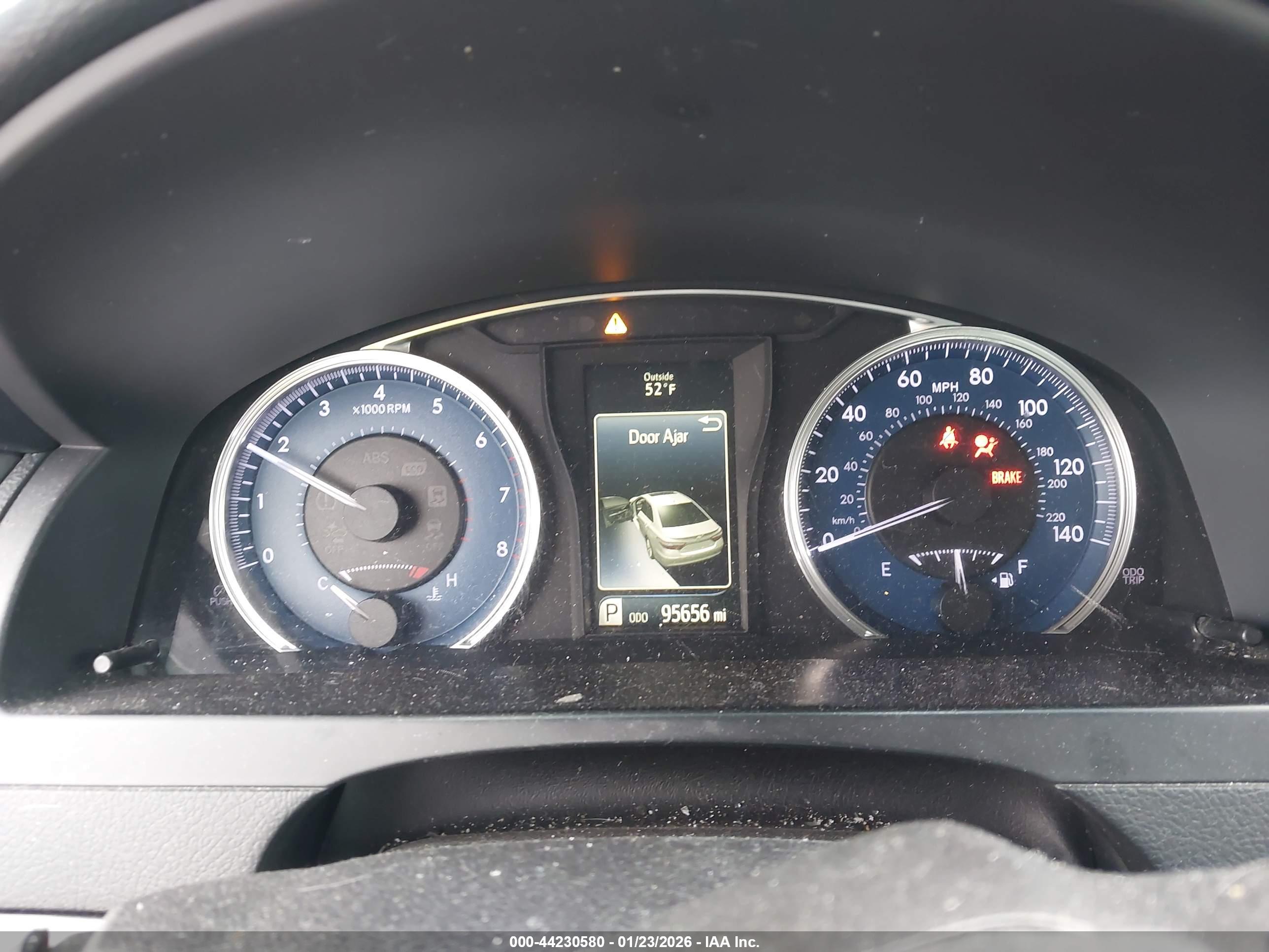 TOYOTA CAMRY image 7