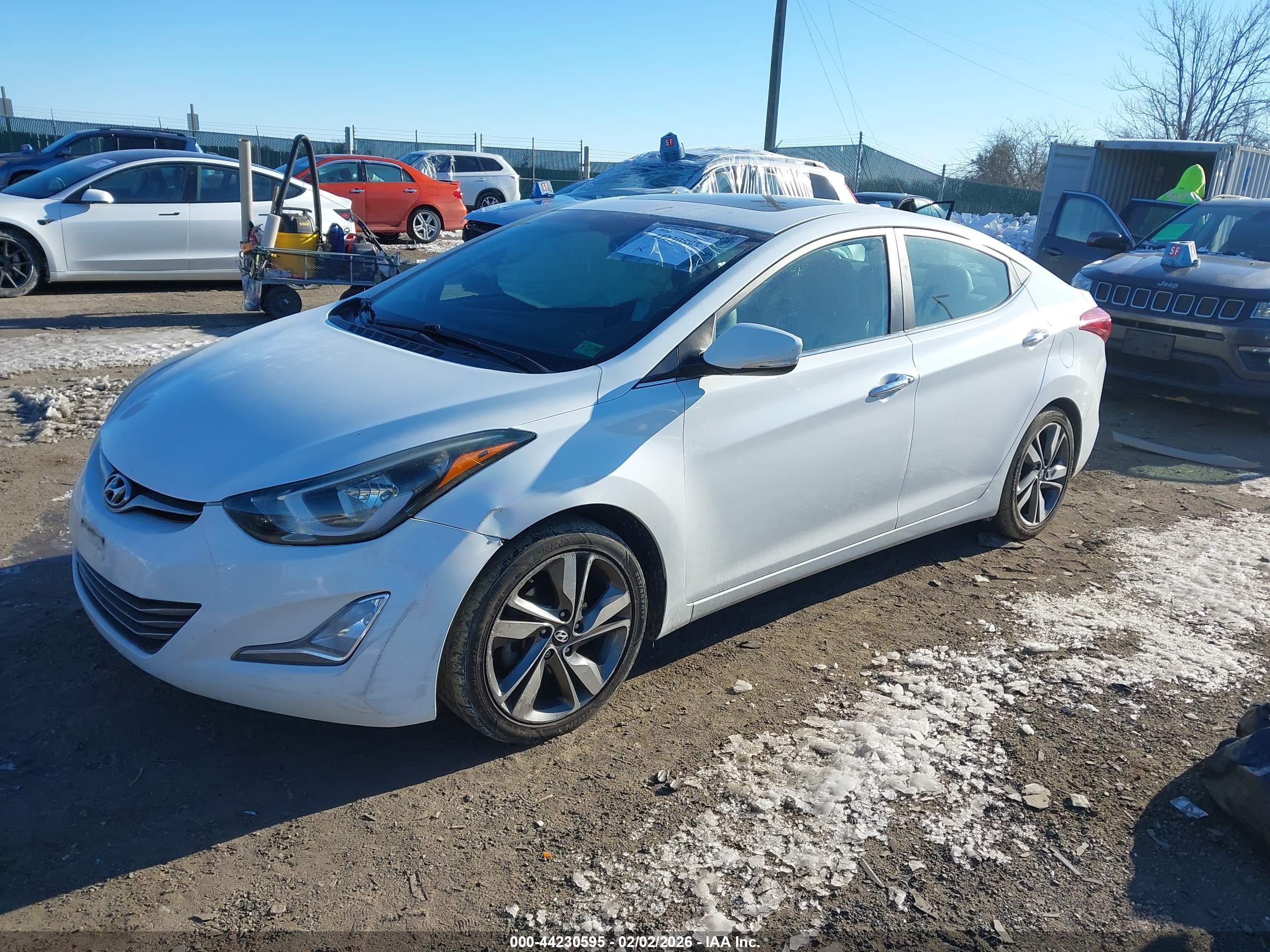 HYUNDAI ELANTRA image 2