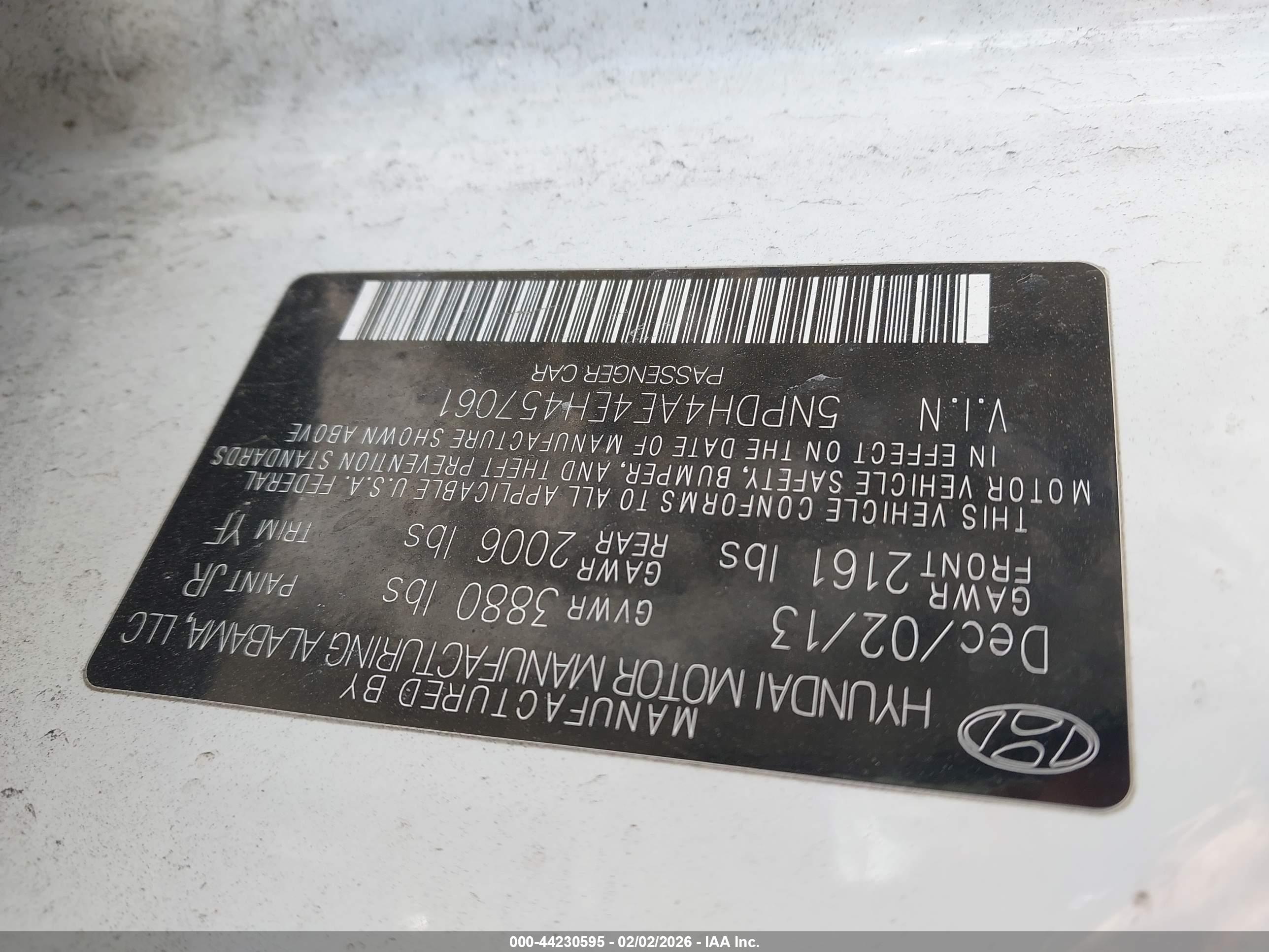 HYUNDAI ELANTRA image 9