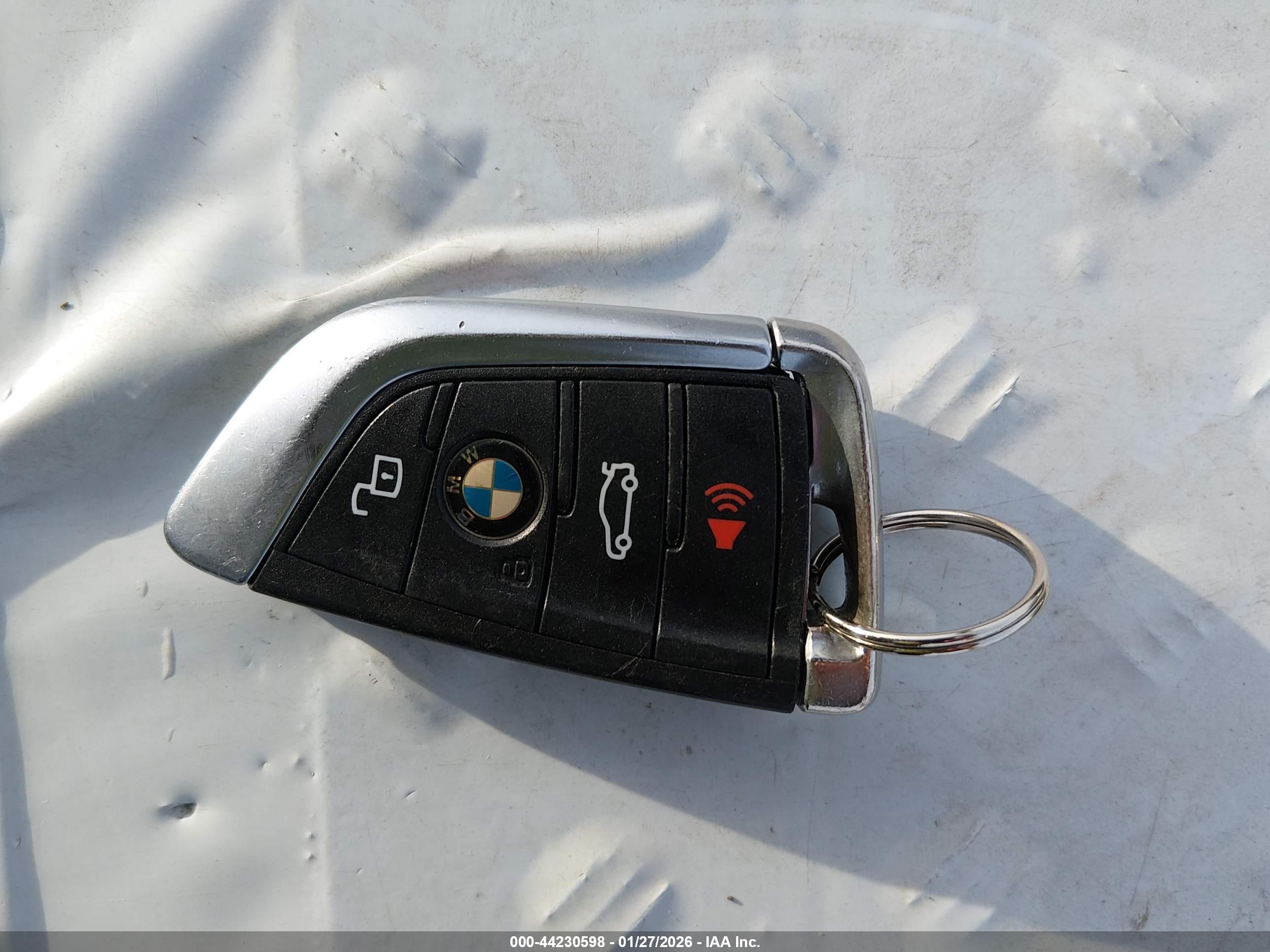 BMW 3 image 11