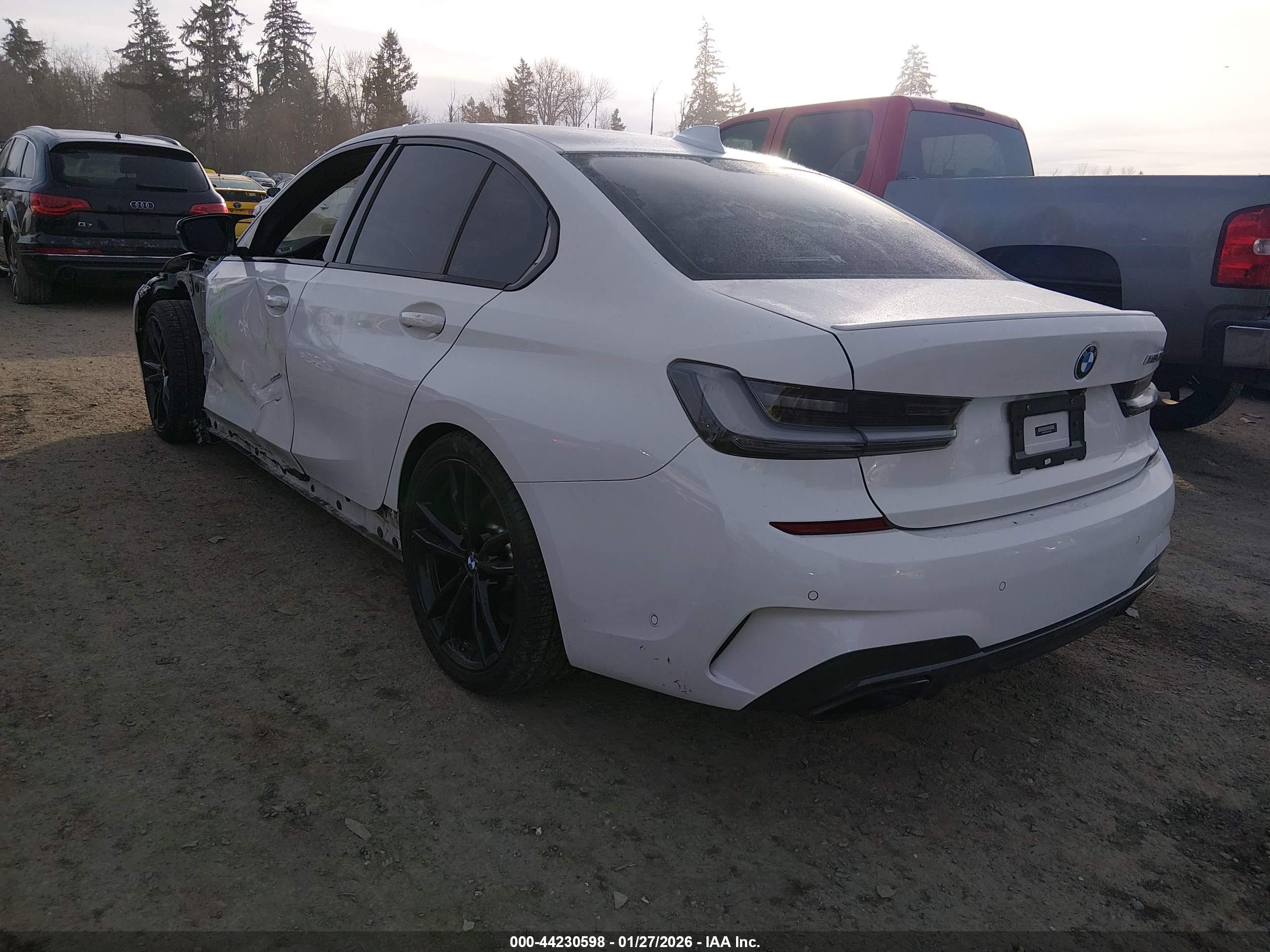 BMW 3 image 3