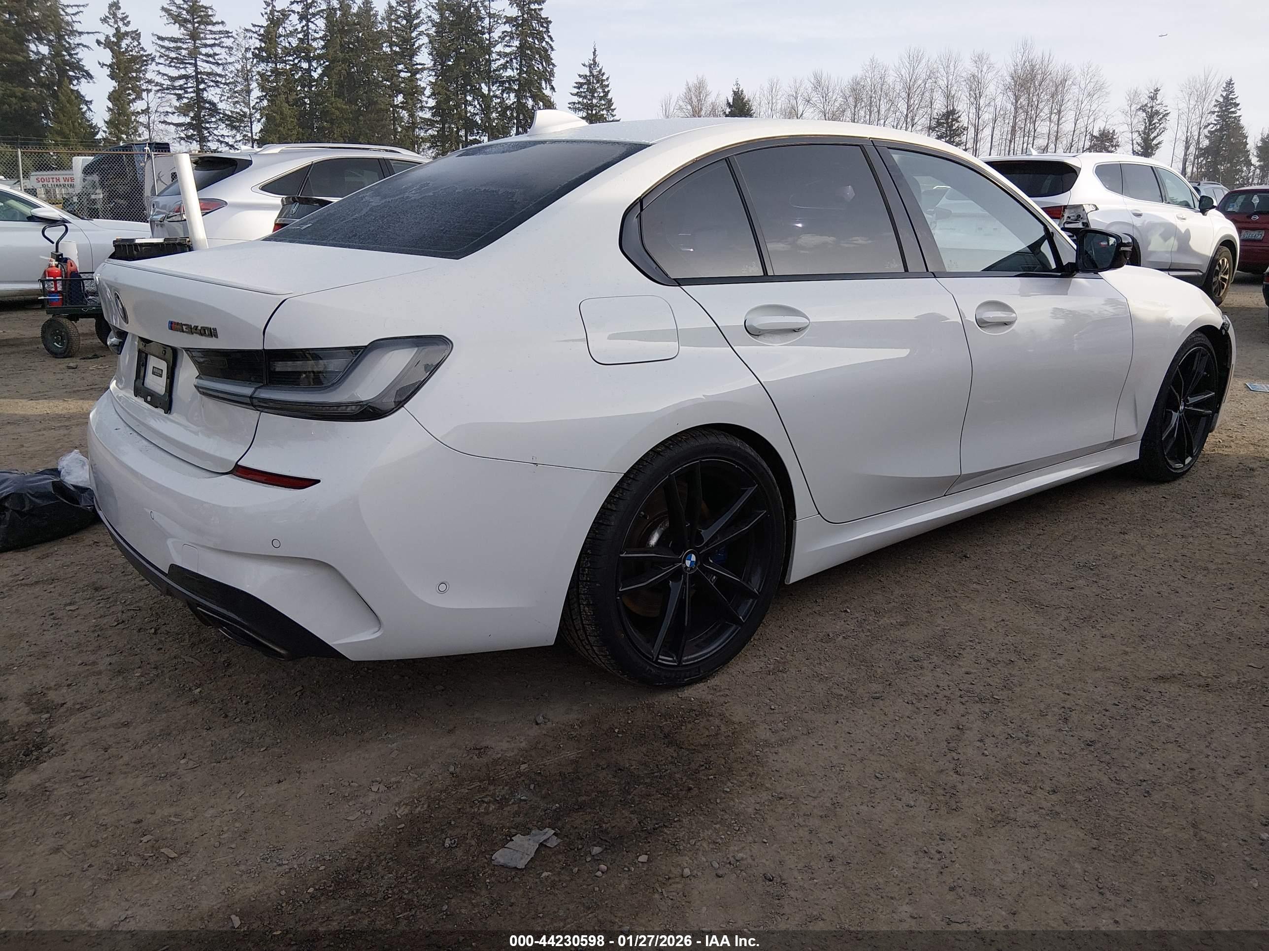 BMW 3 image 4