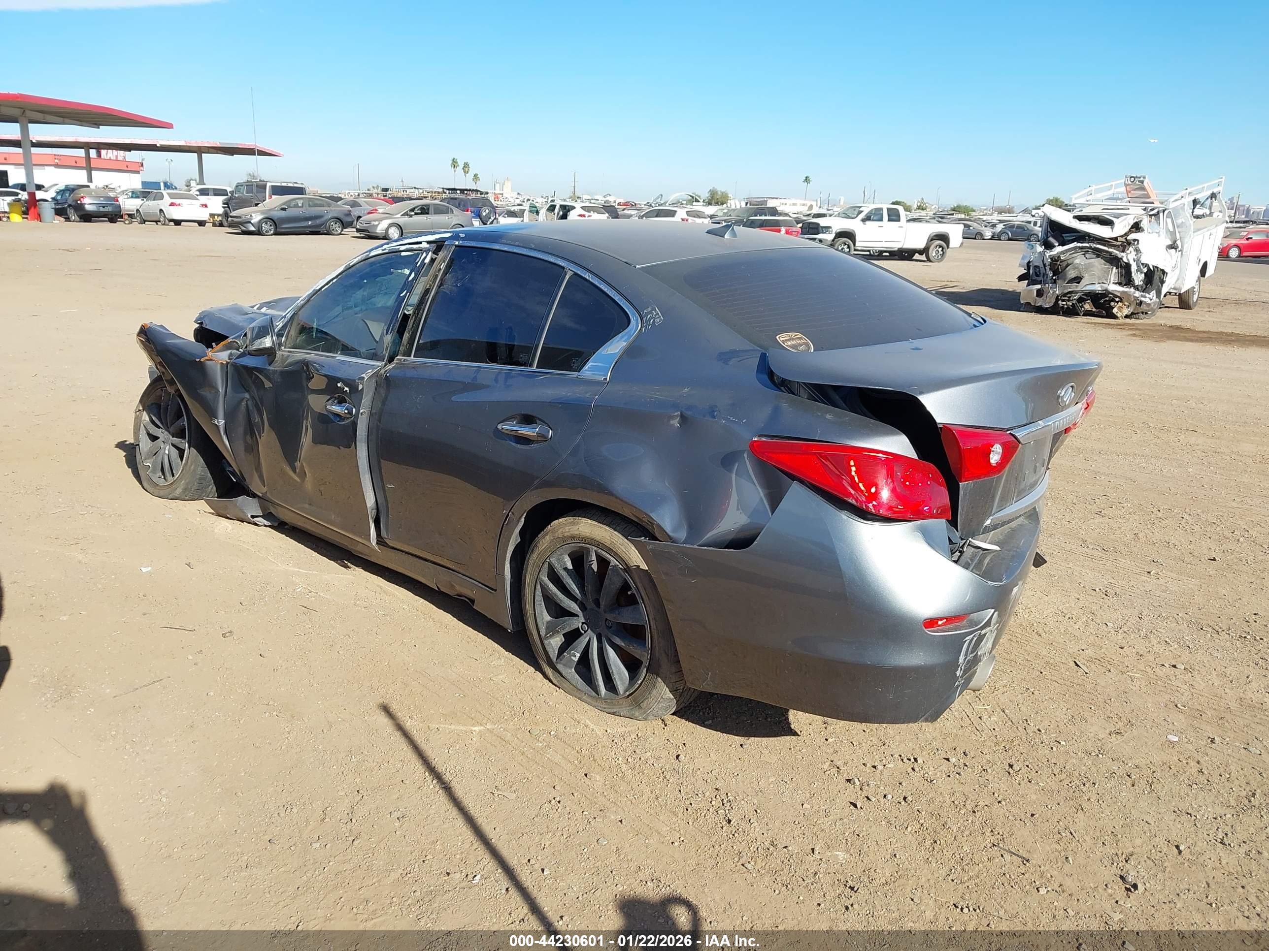 INFINITI Q50 image 3
