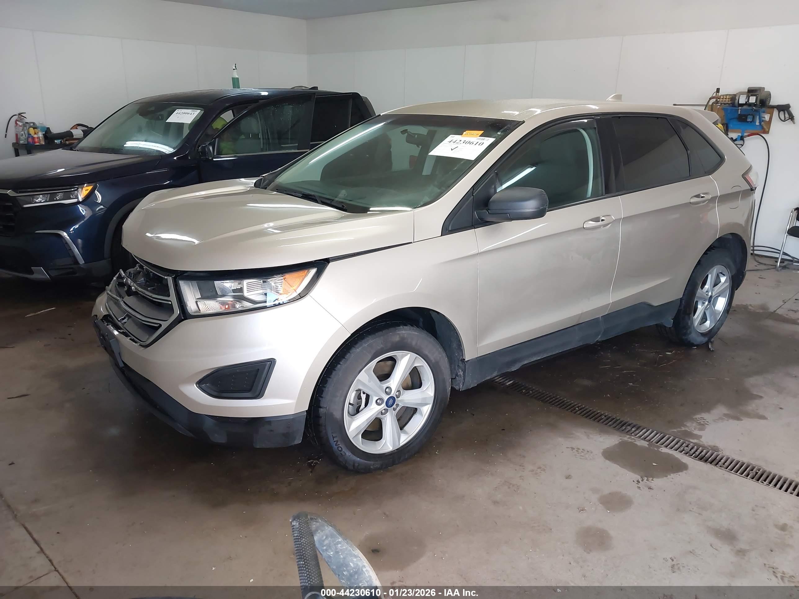 FORD EDGE image 2