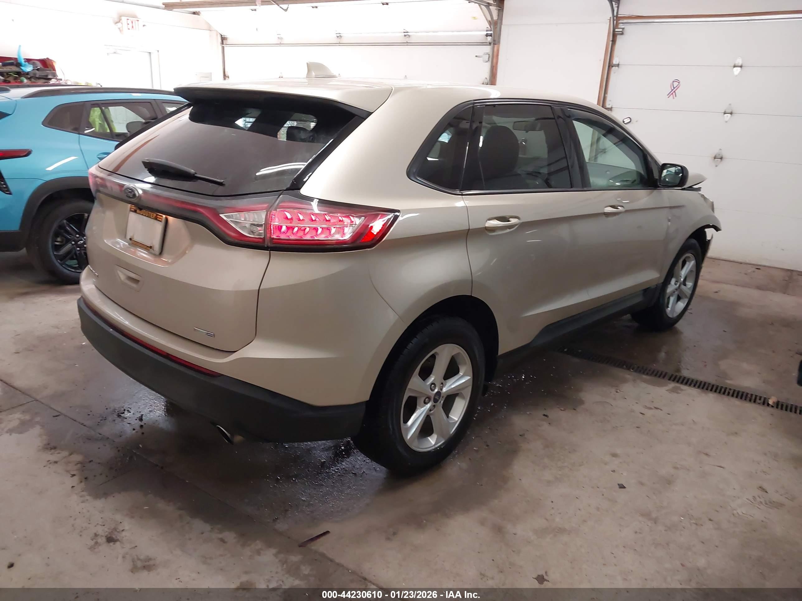 FORD EDGE image 4