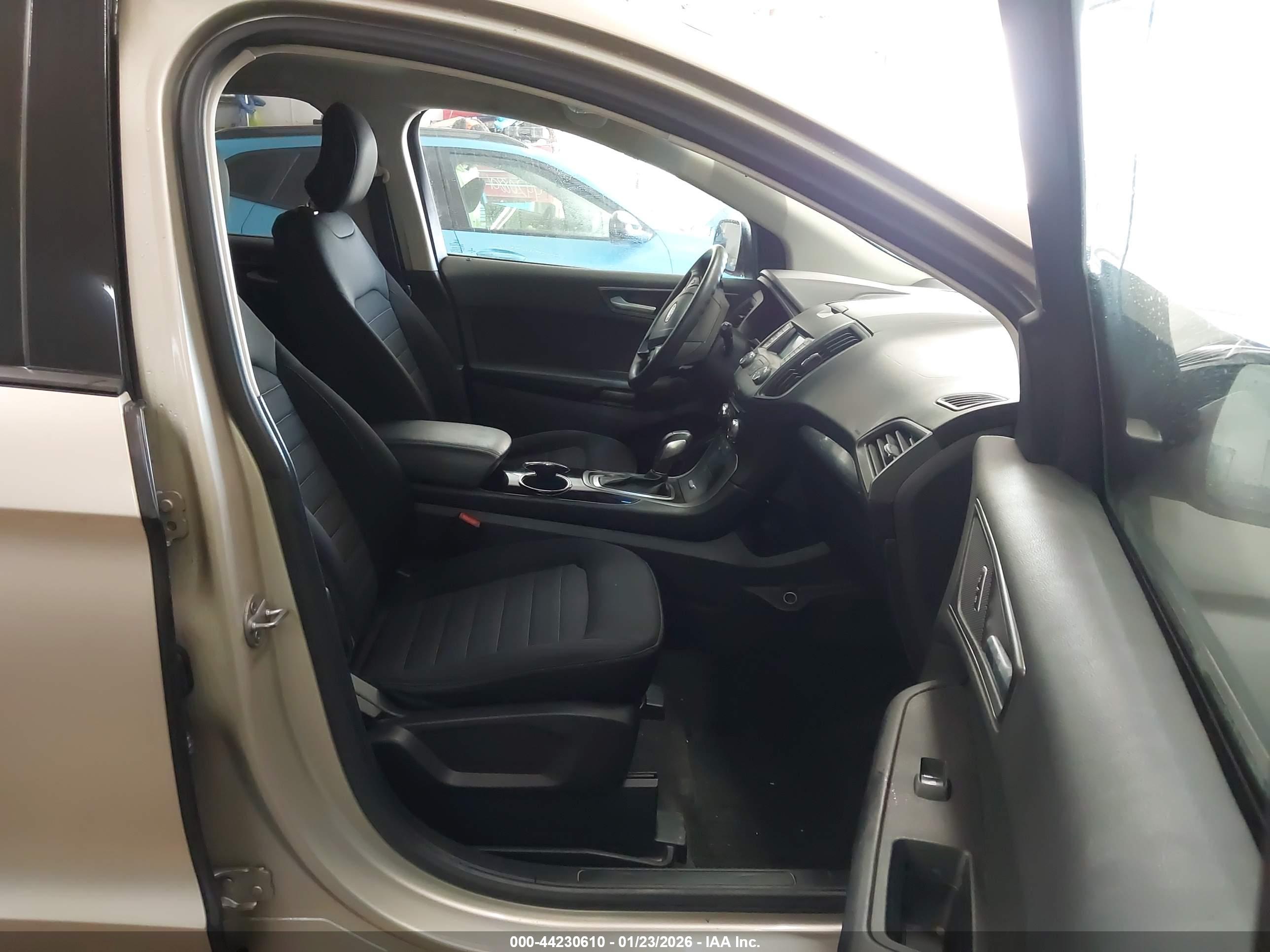 FORD EDGE image 5