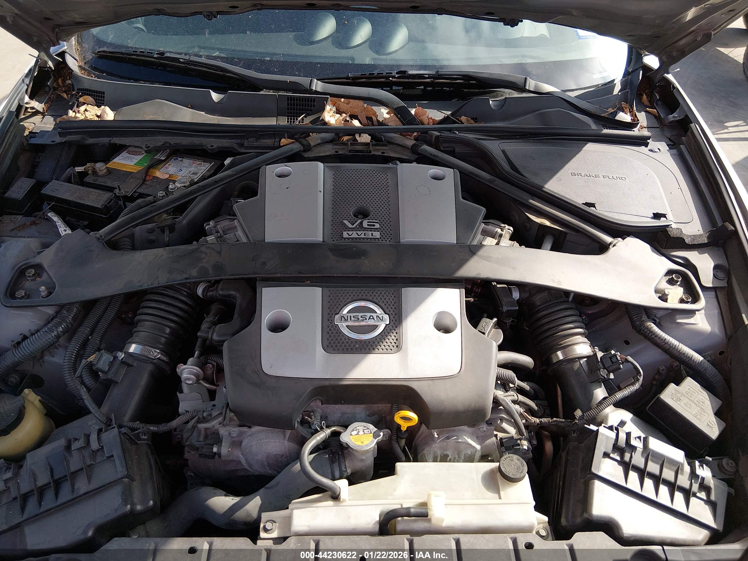 NISSAN 370Z image 10