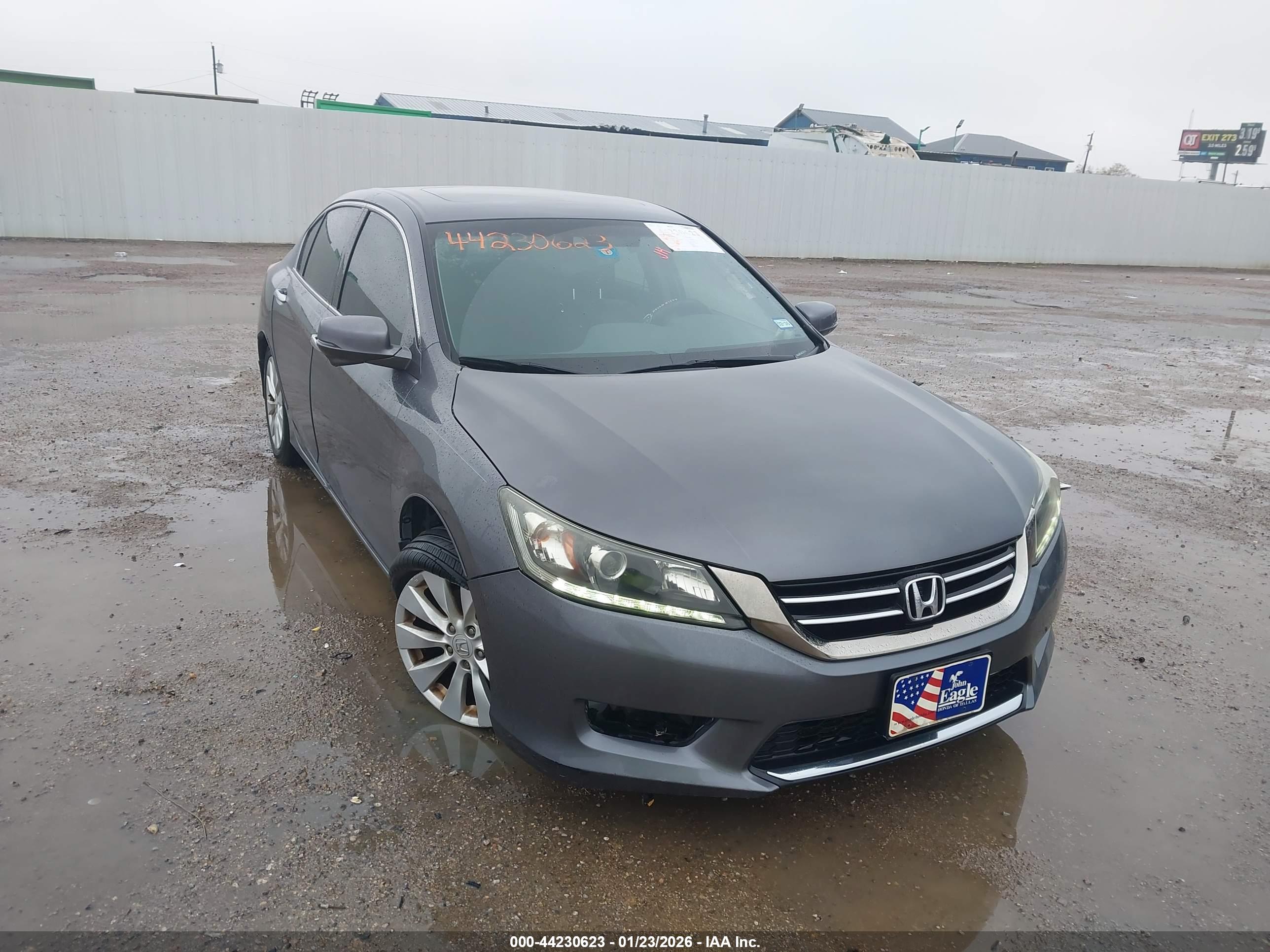 HONDA ACCORD image 6