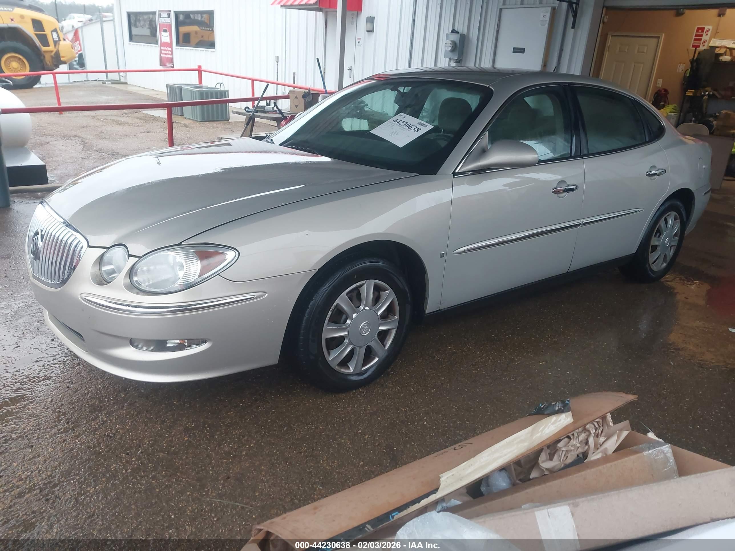 BUICK LACROSSE image 2