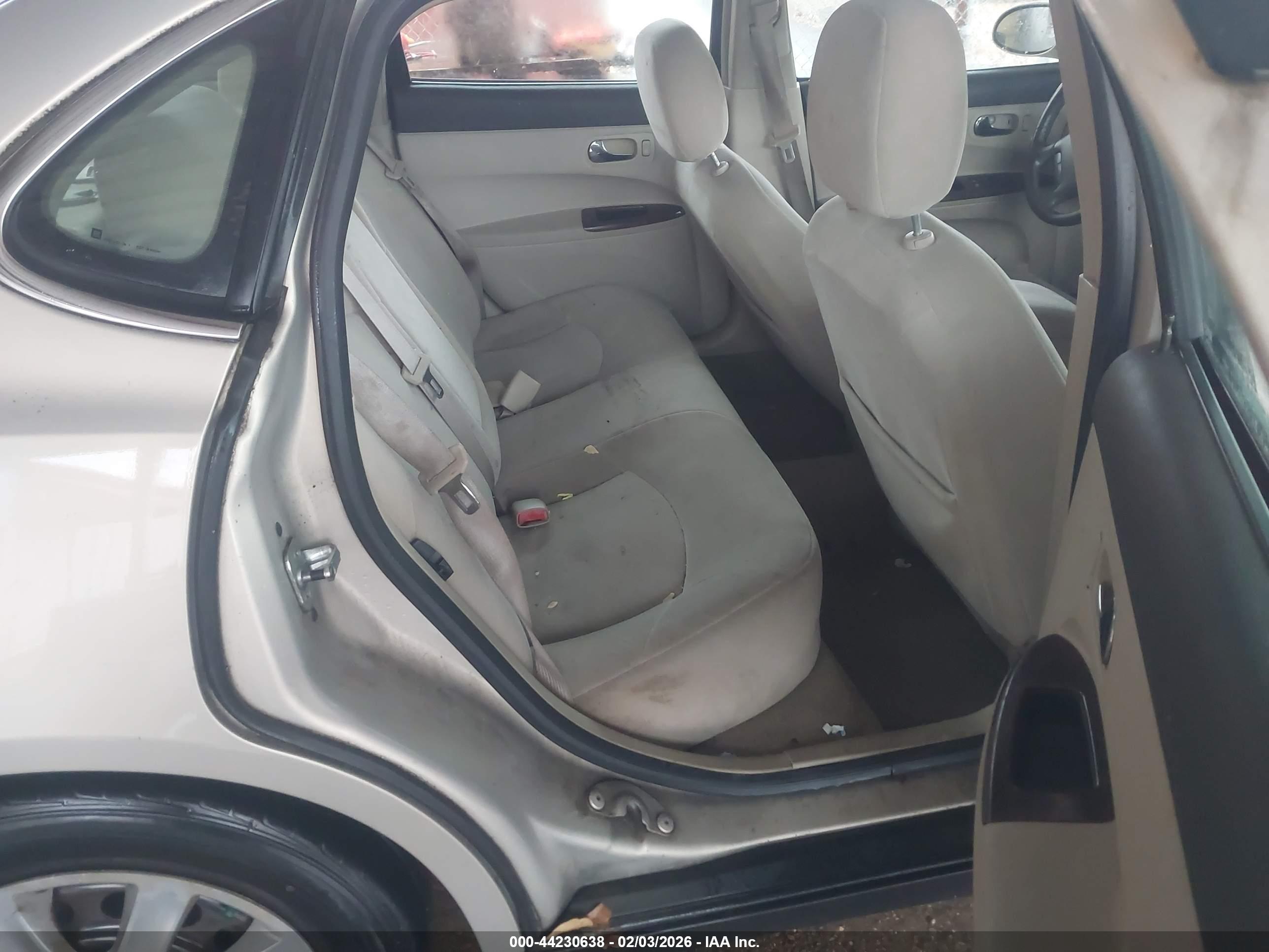 BUICK LACROSSE image 8