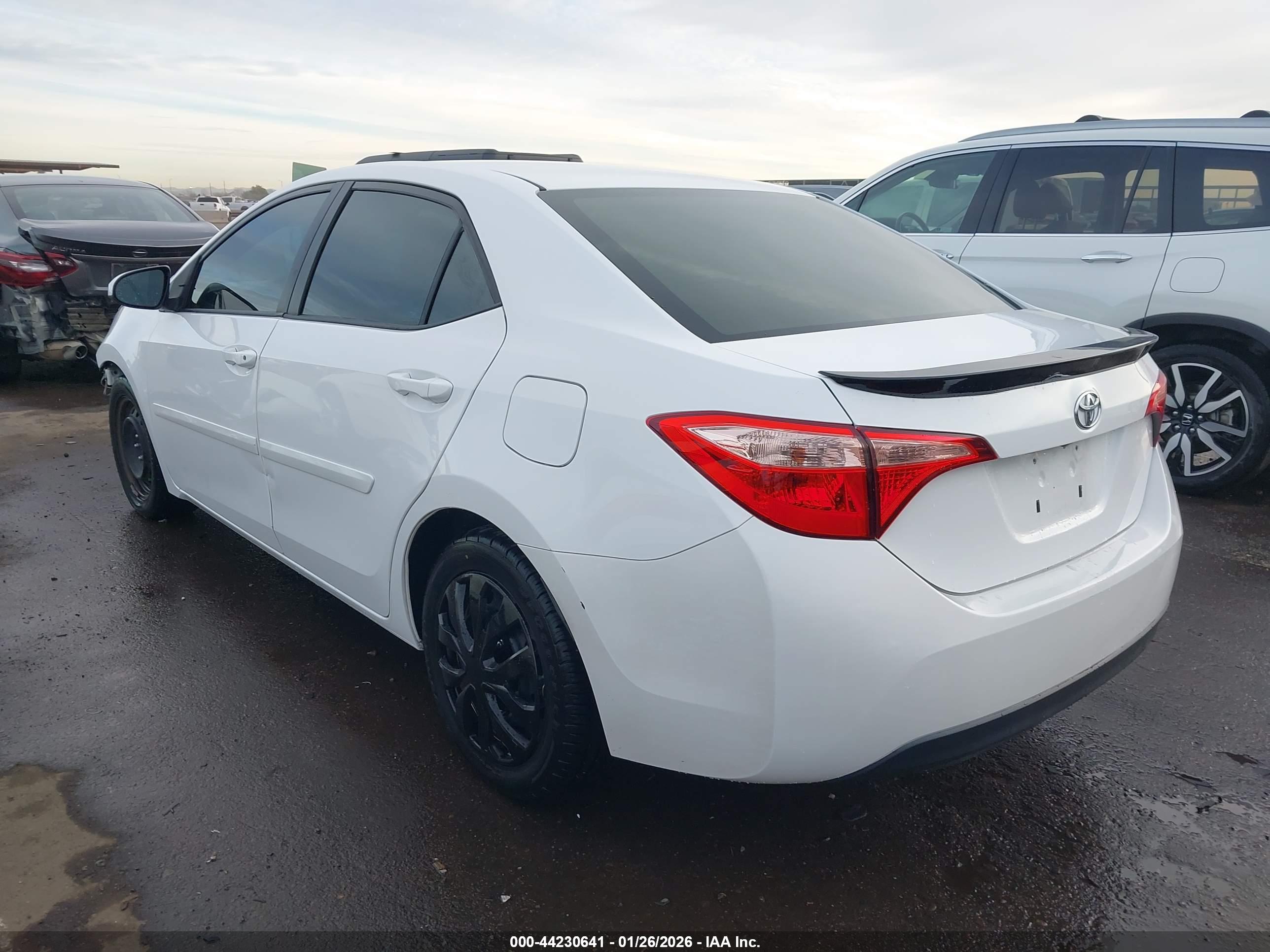 TOYOTA COROLLA image 3
