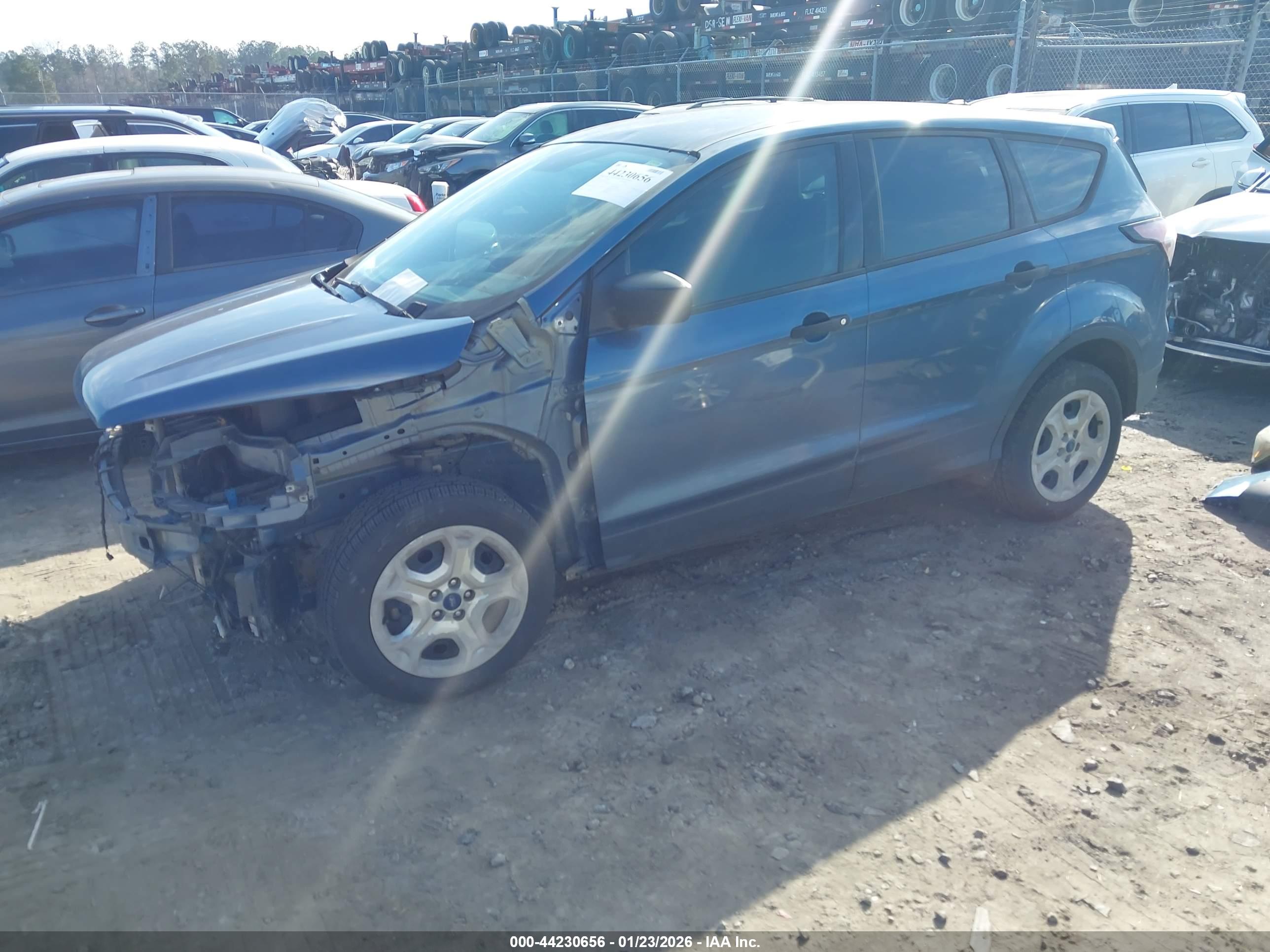 FORD ESCAPE image 2