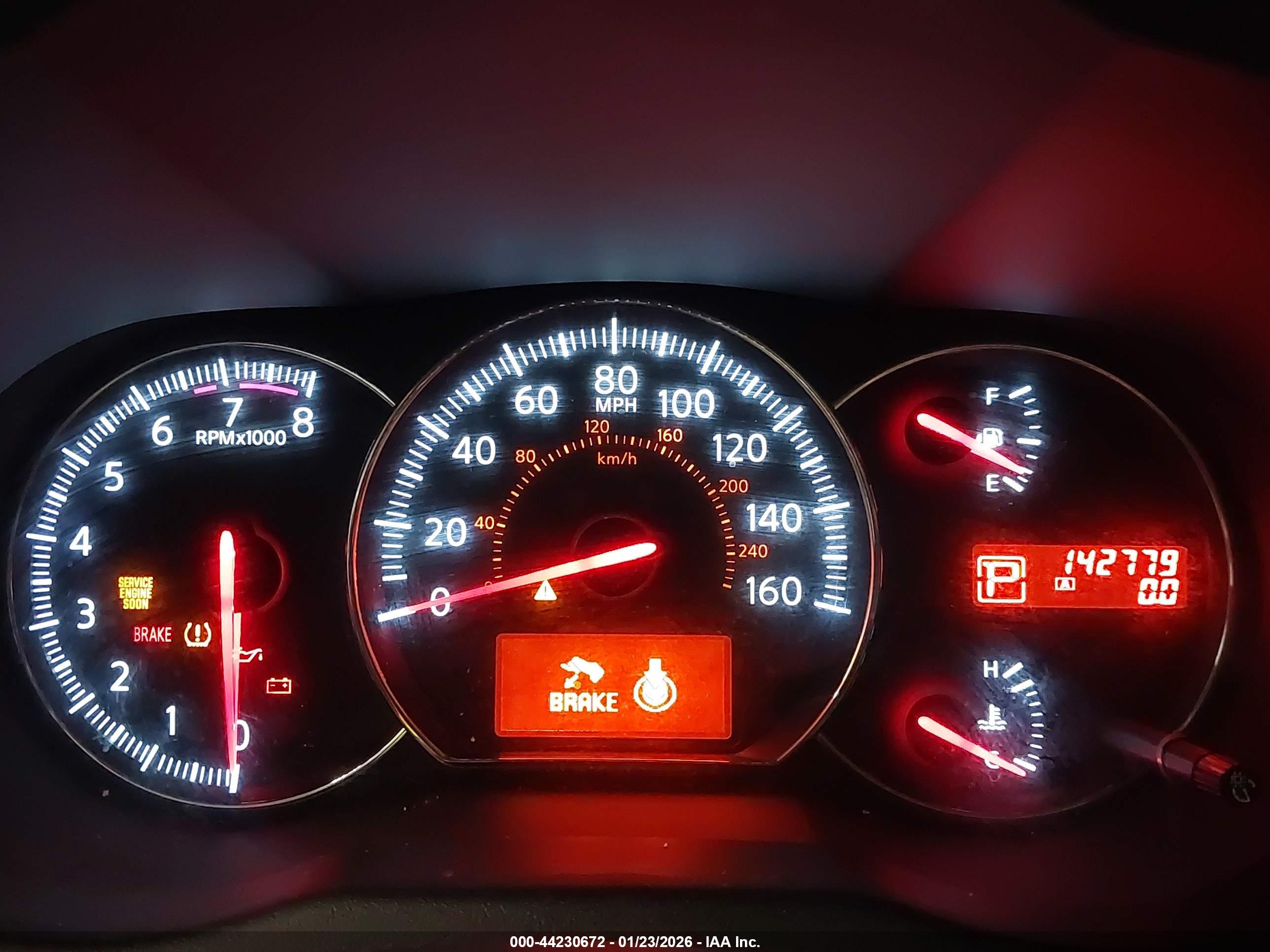 NISSAN MAXIMA image 7