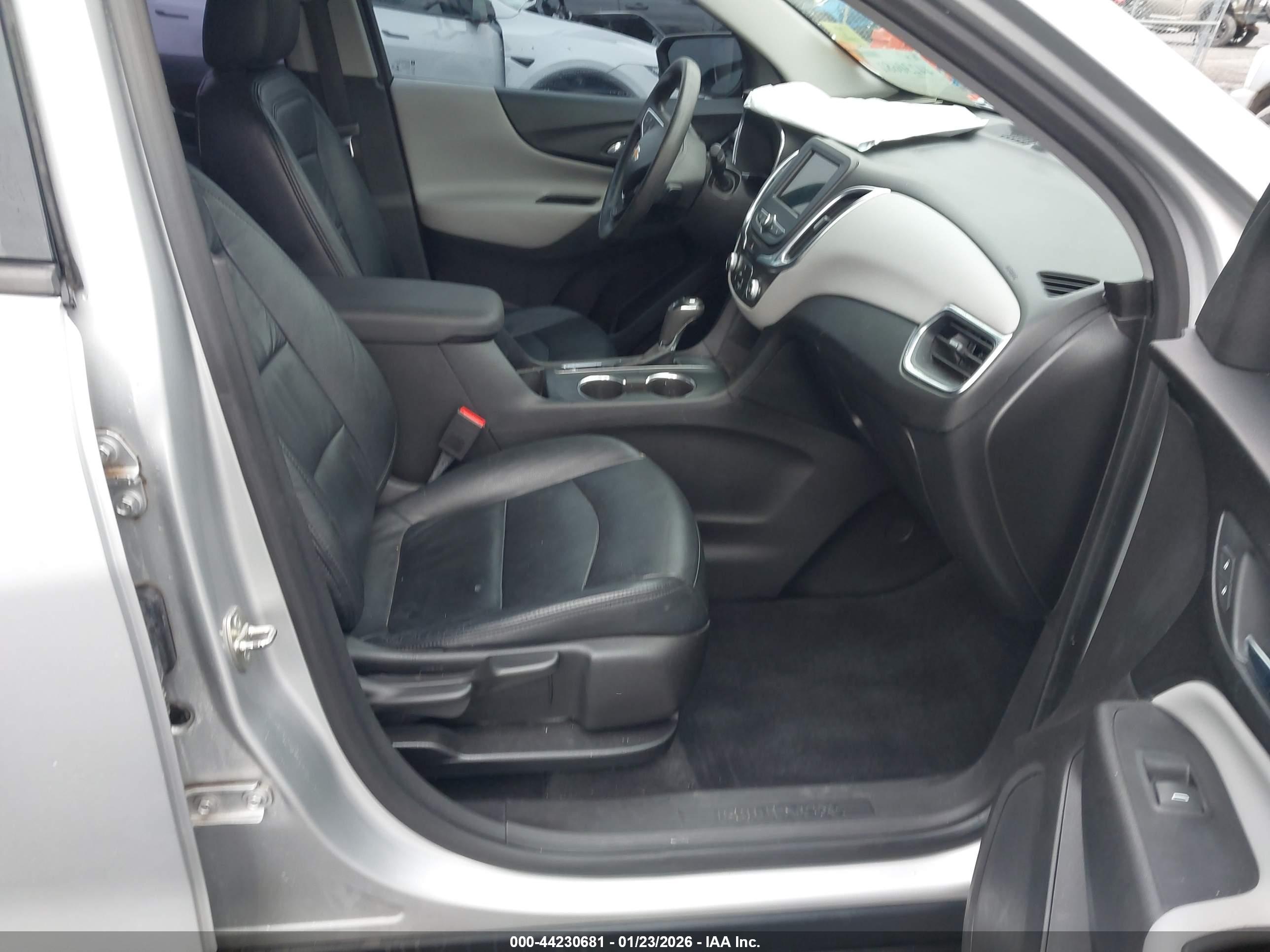 CHEVROLET EQUINOX image 5