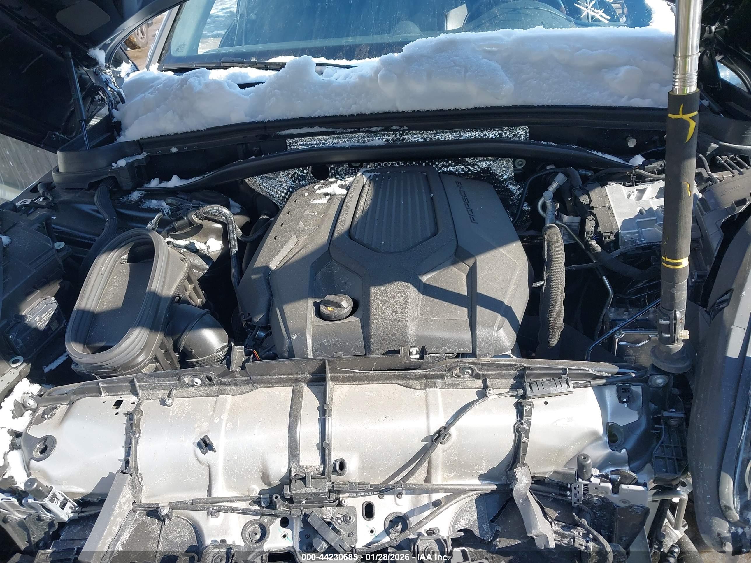 PORSCHE MACAN image 10