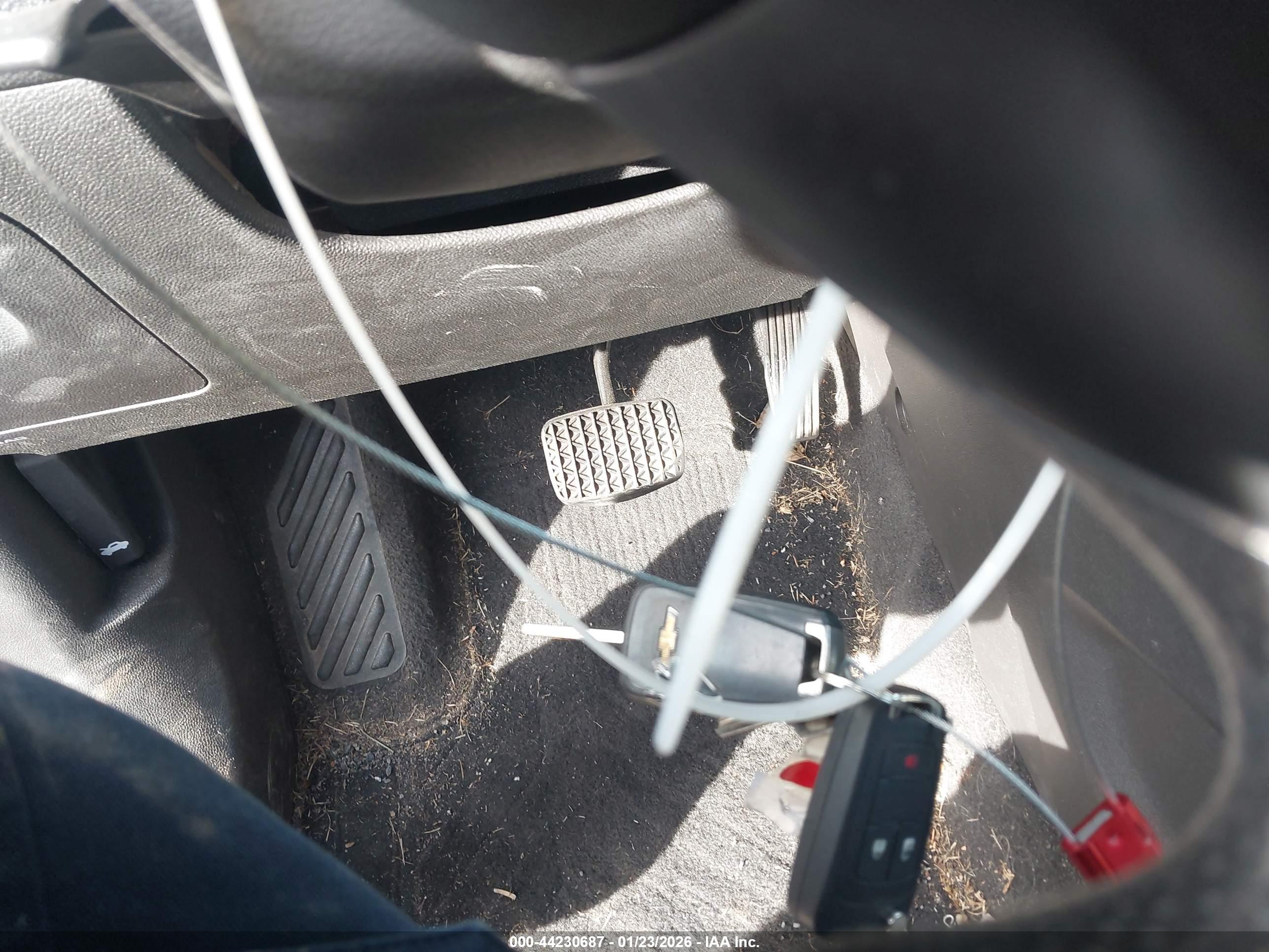 CHEVROLET TRAX image 11