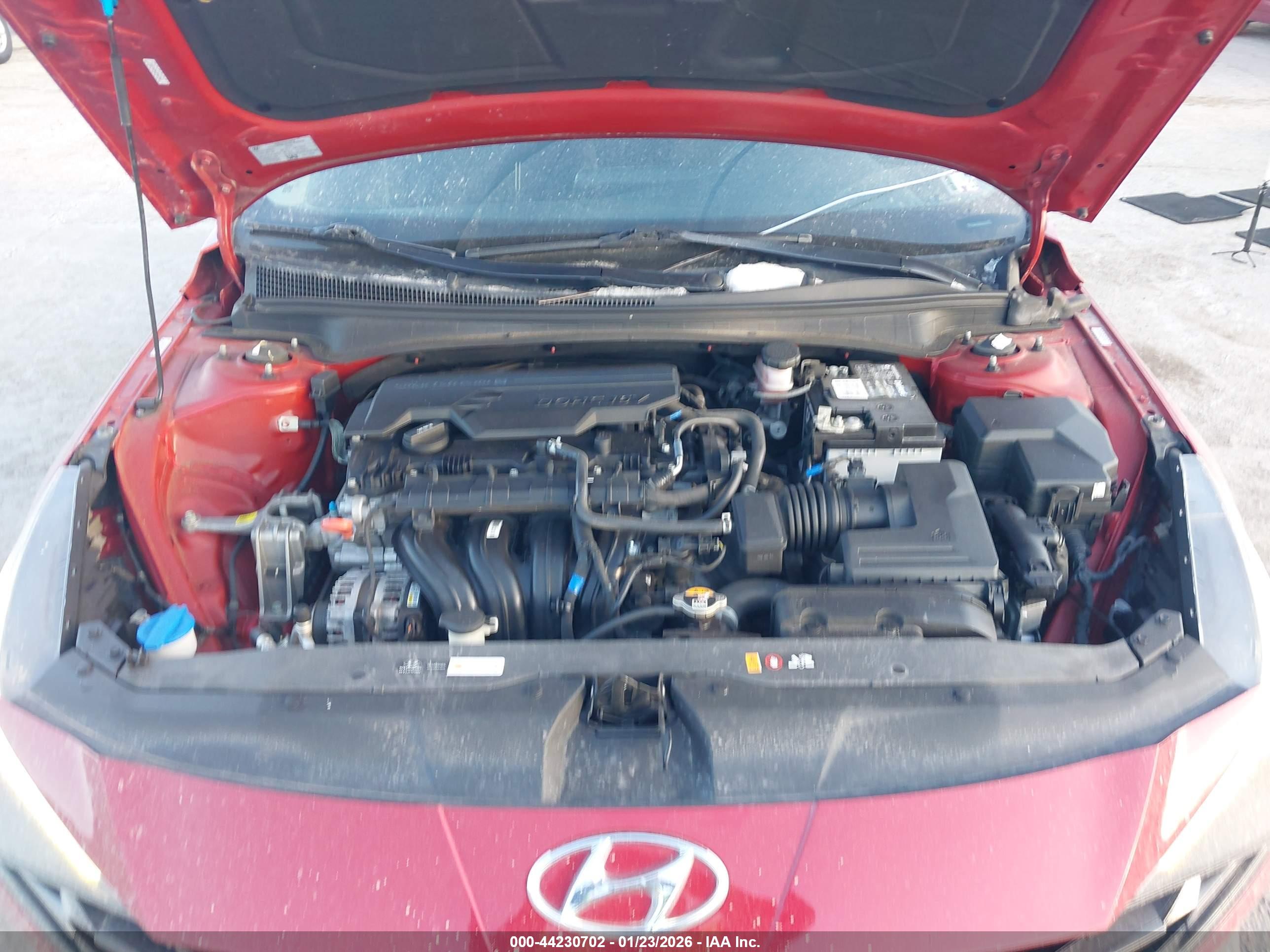 HYUNDAI ELANTRA image 10