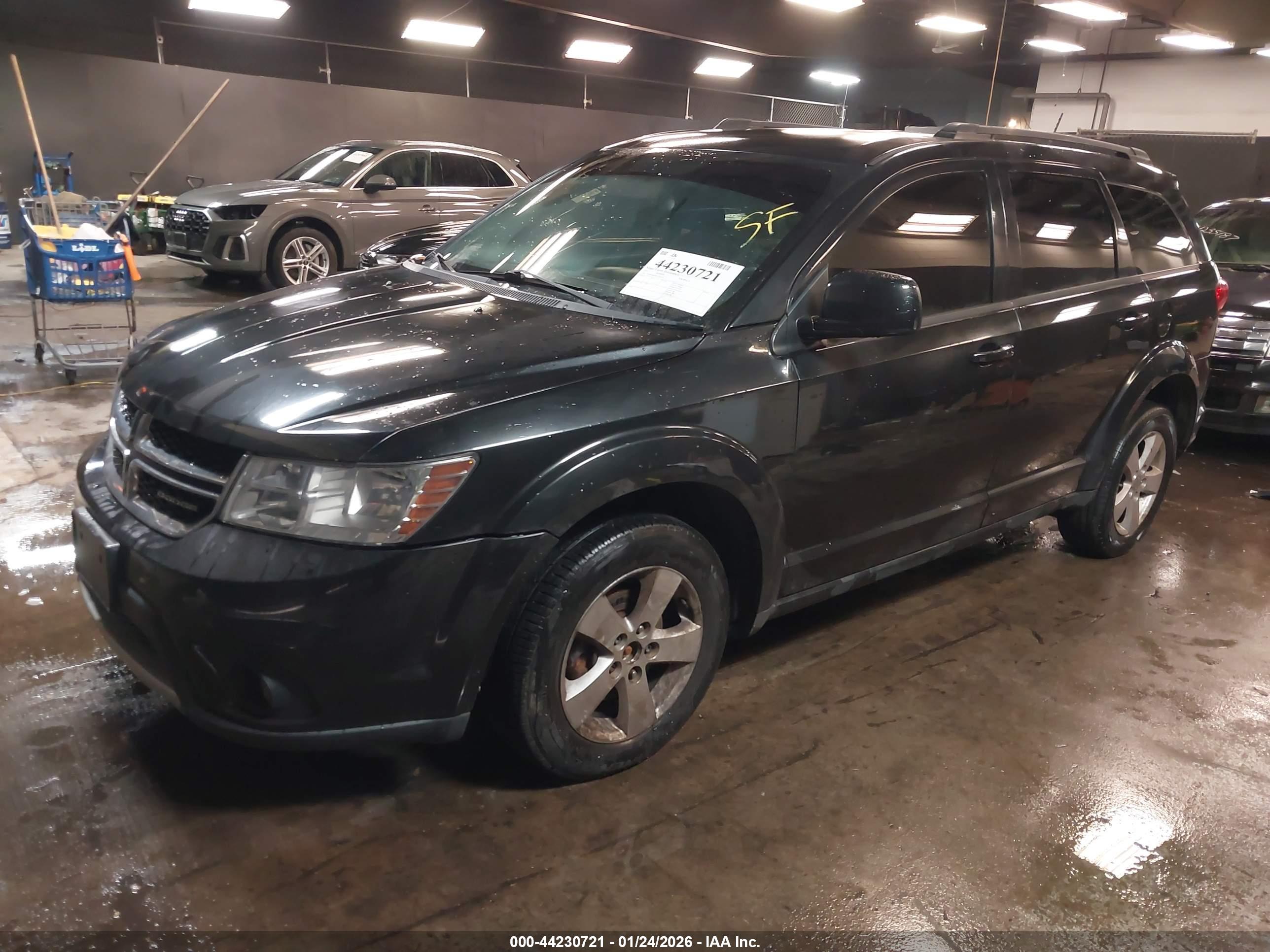 DODGE JOURNEY image 2