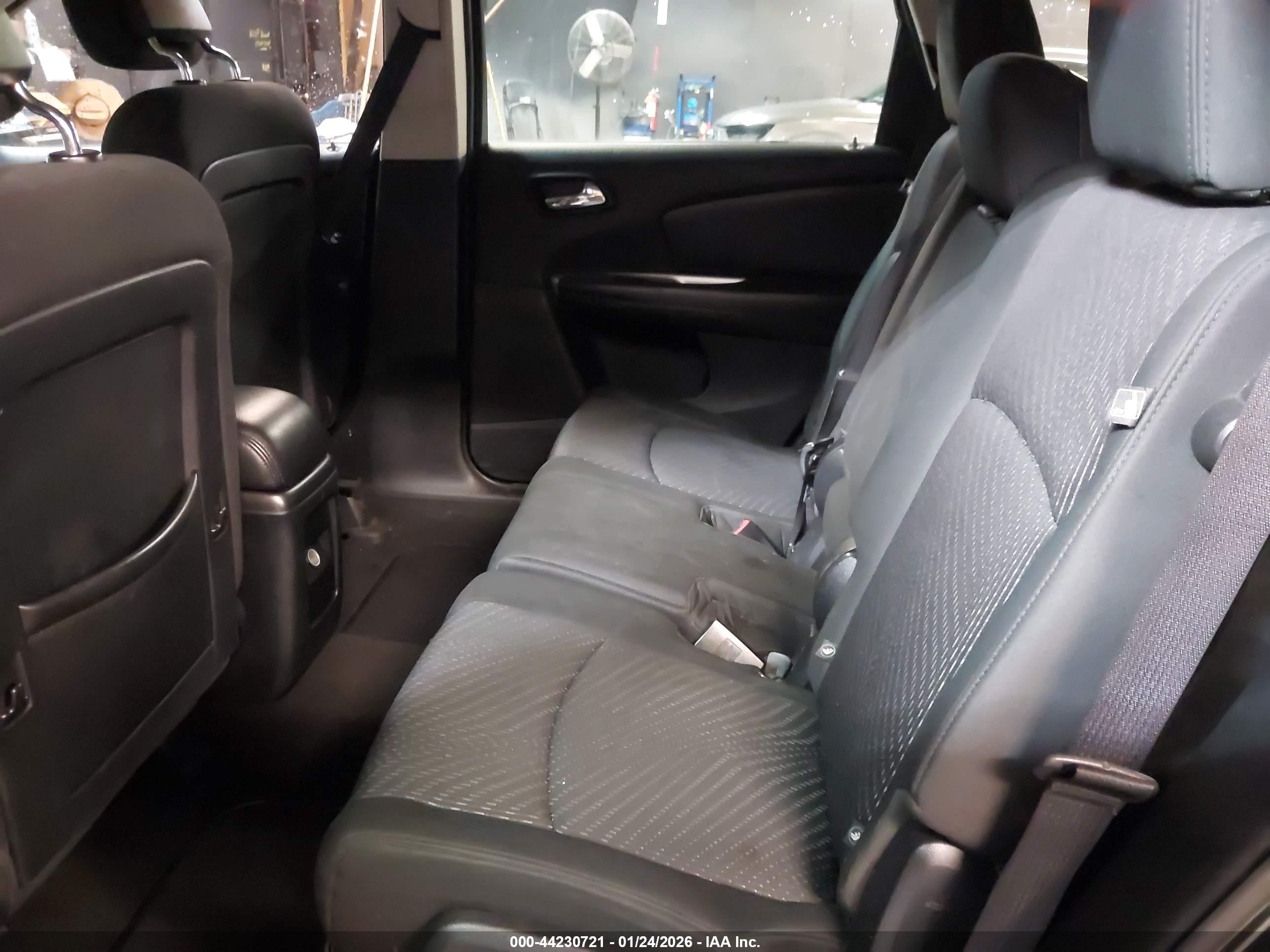 DODGE JOURNEY image 8