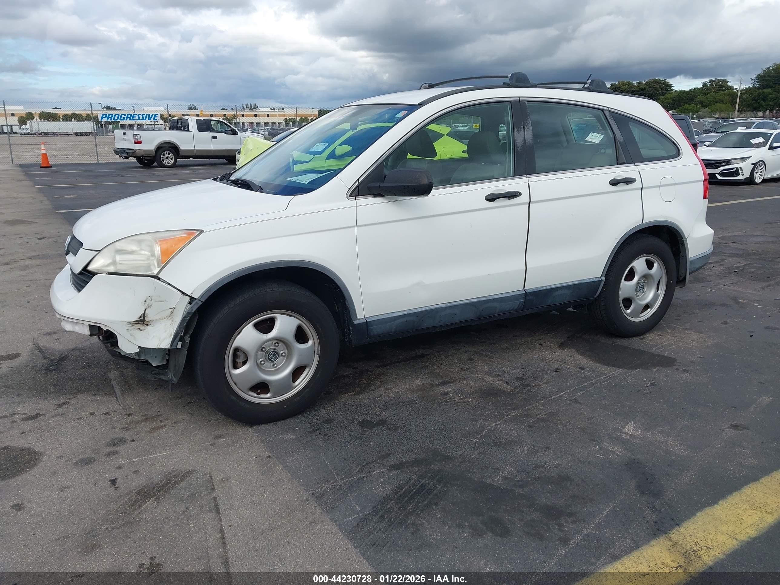 HONDA CR-V image 2