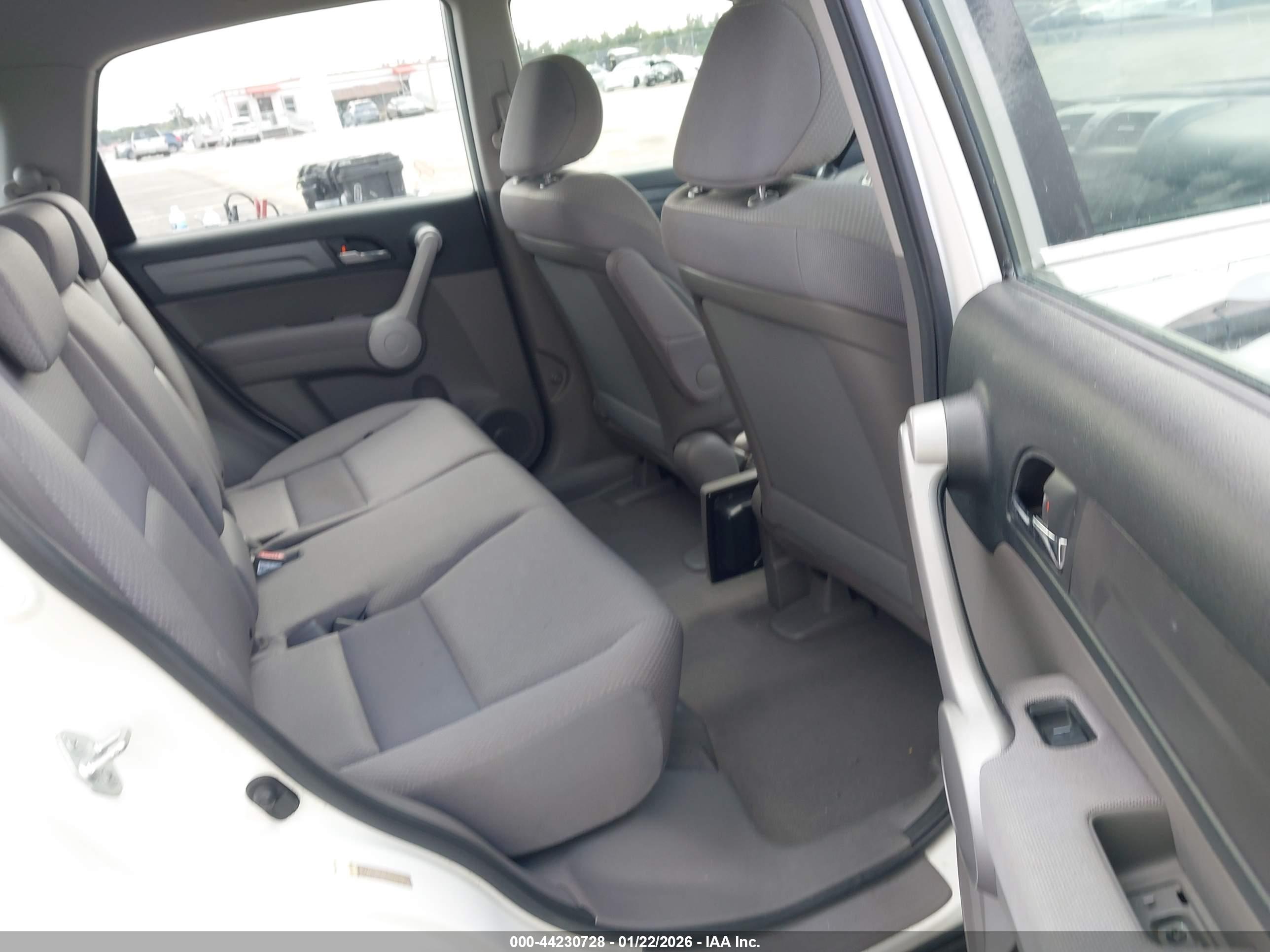 HONDA CR-V image 8