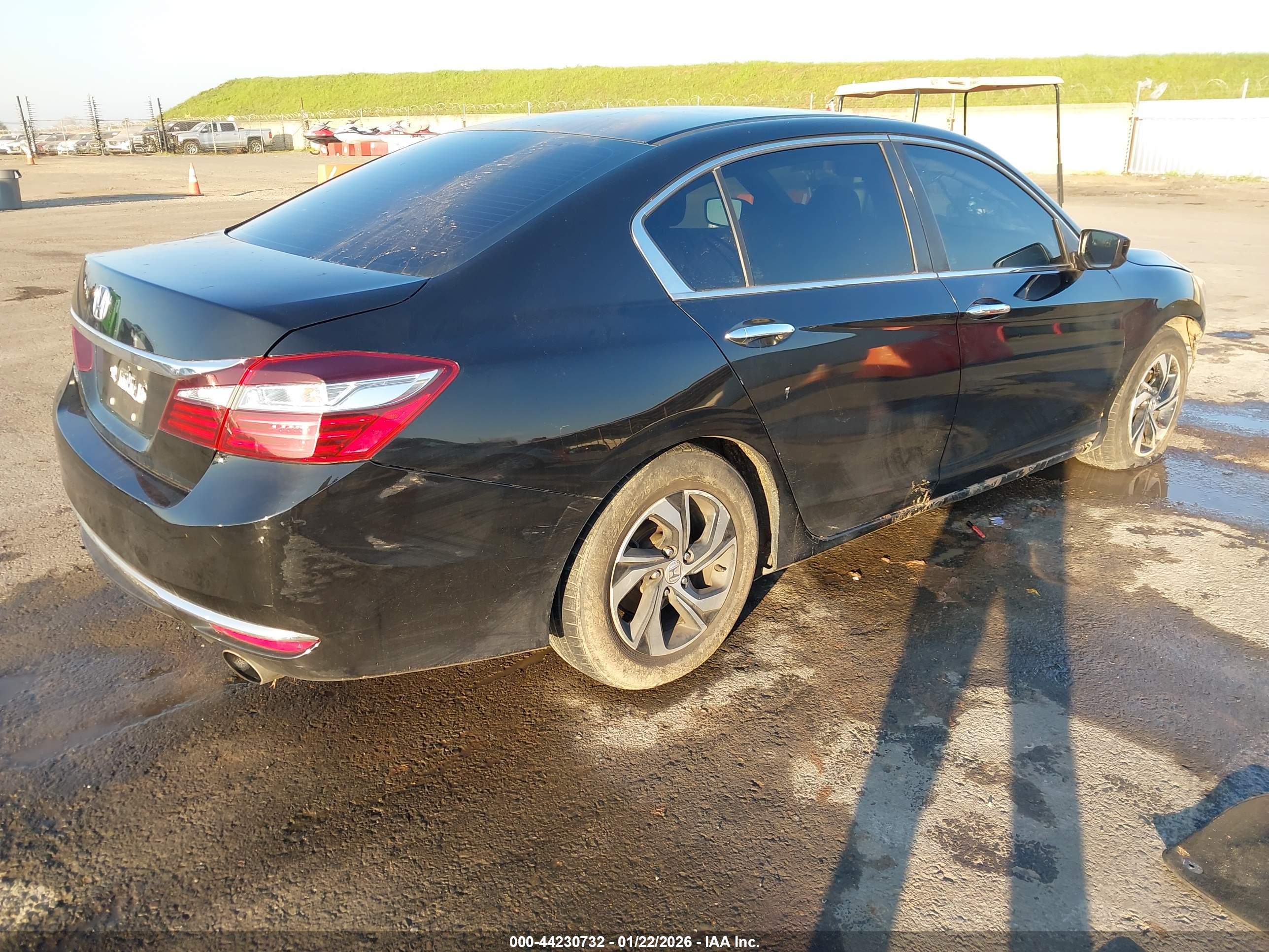 HONDA ACCORD image 4