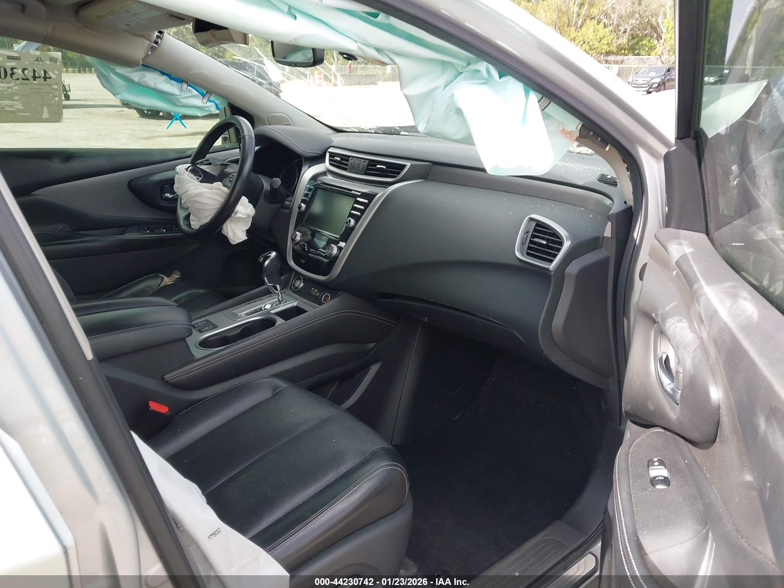 NISSAN MURANO image 5