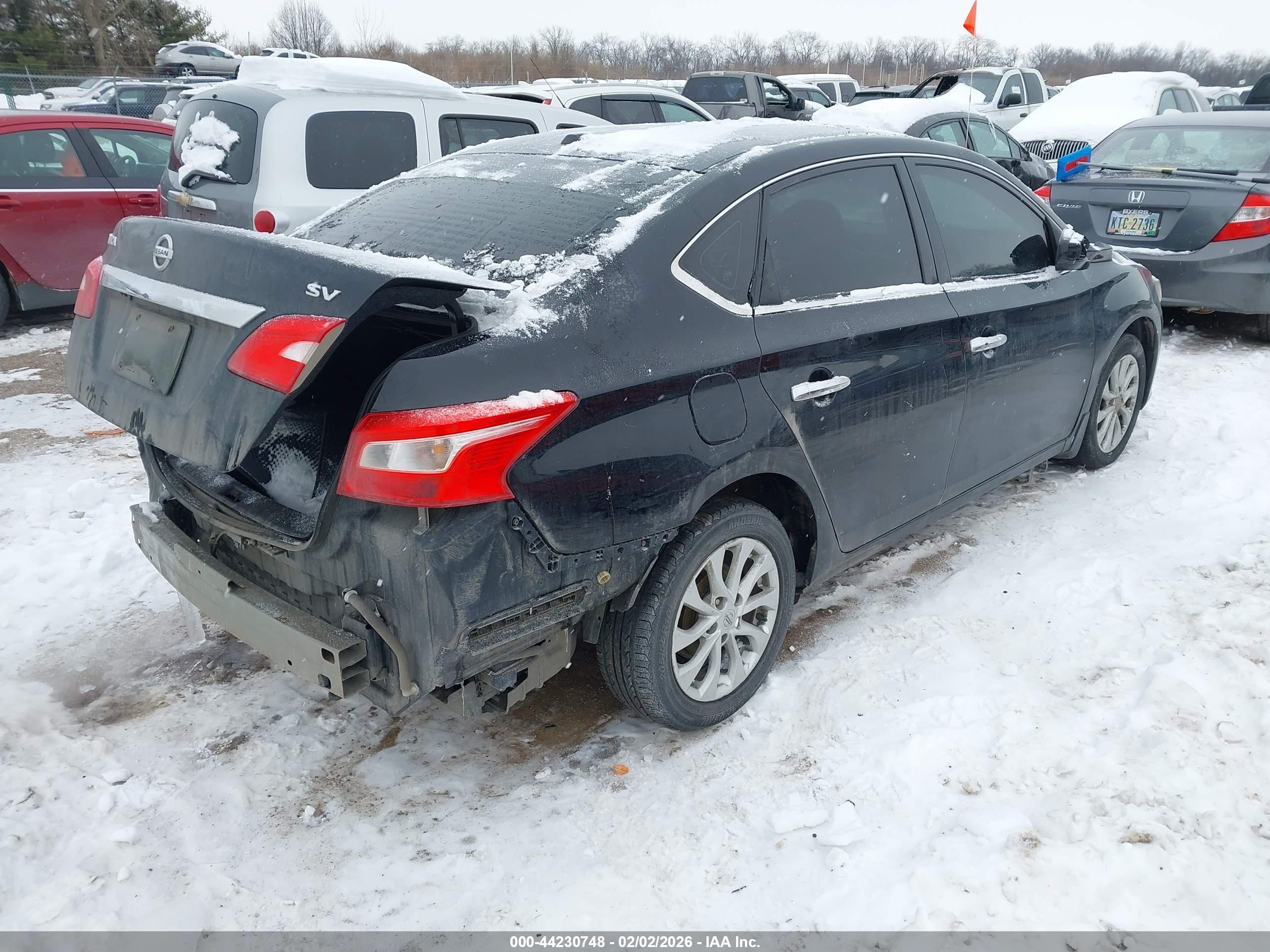 NISSAN SENTRA image 4