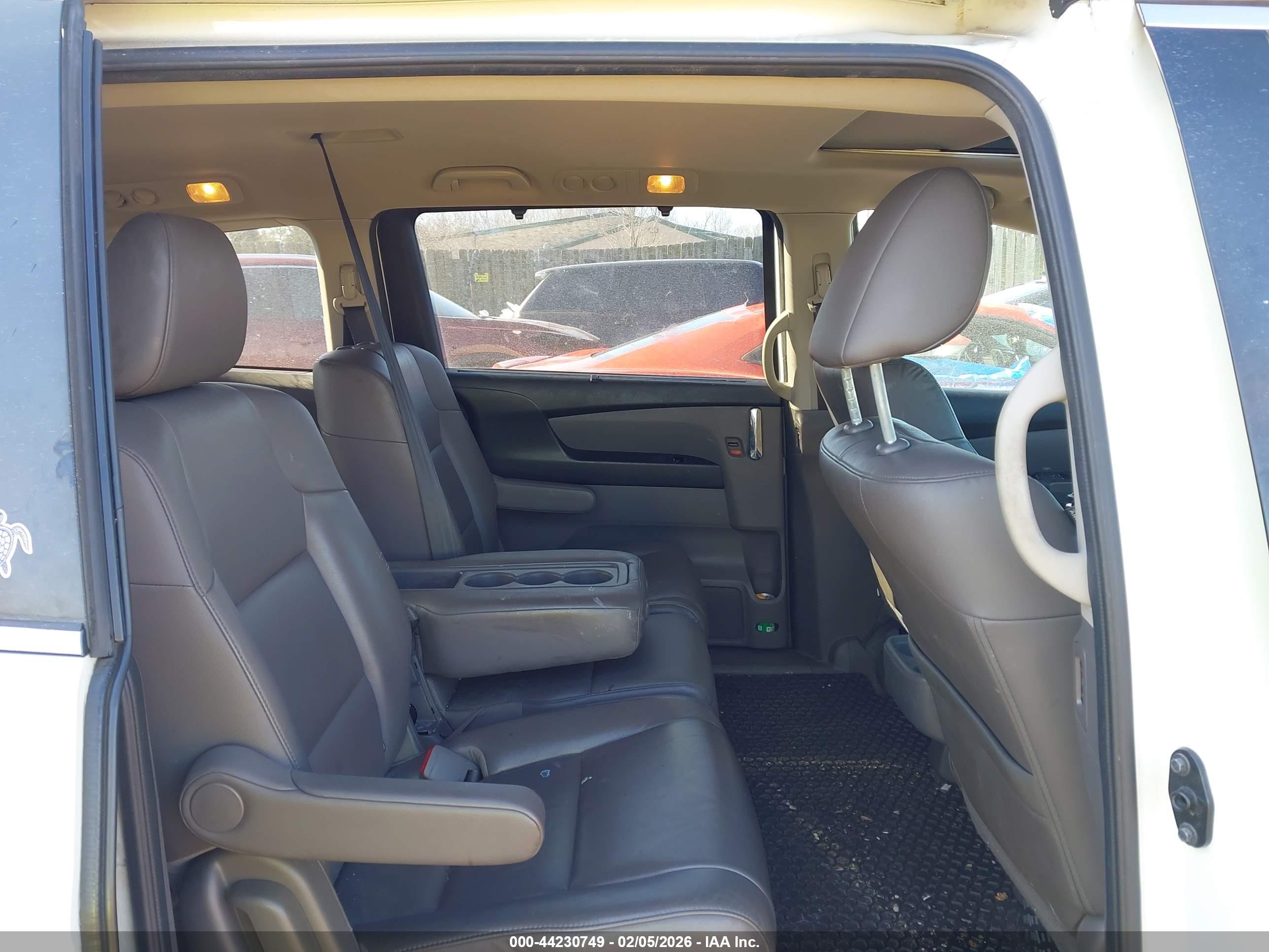 HONDA ODYSSEY image 8