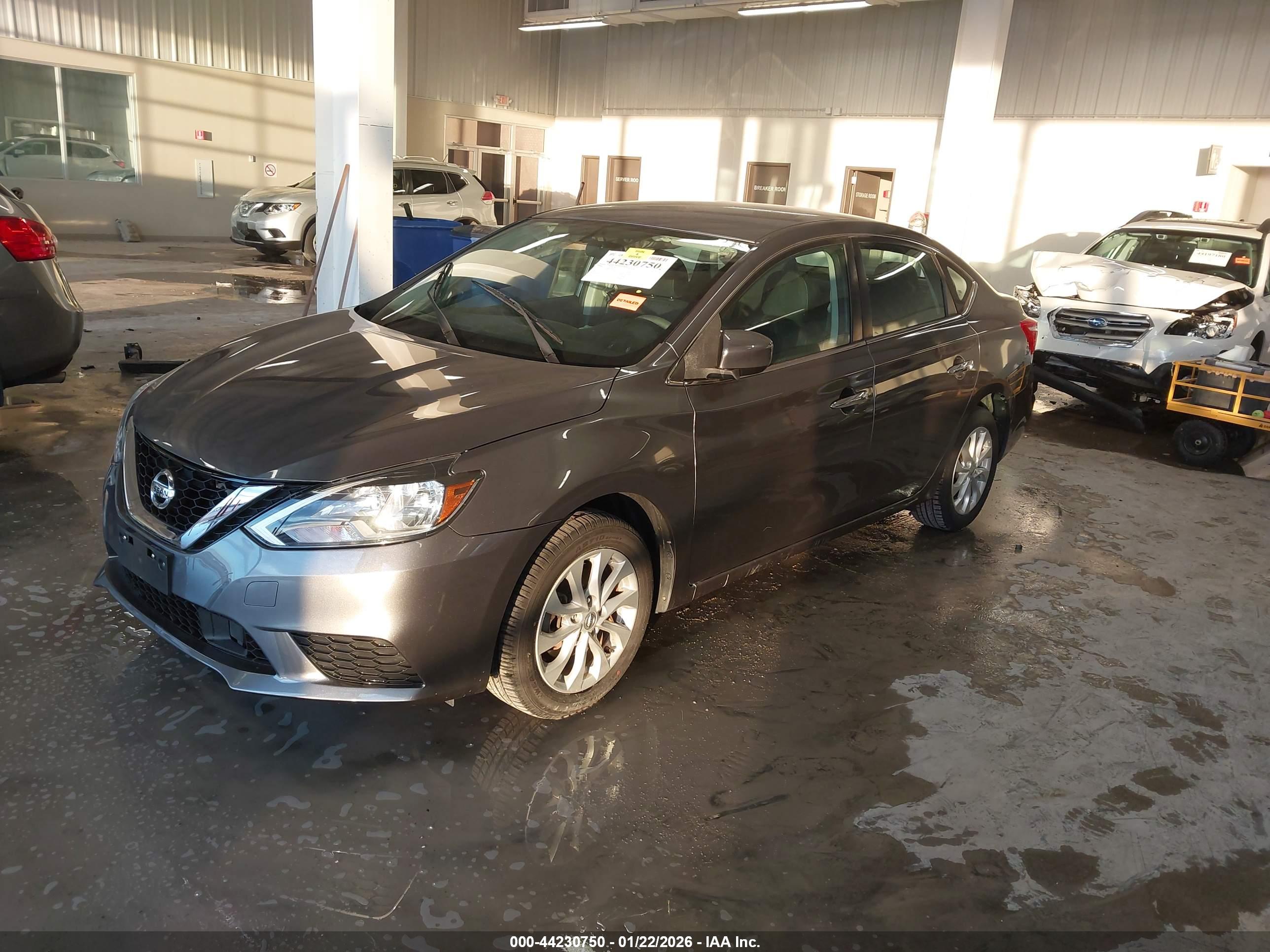 NISSAN SENTRA image 2