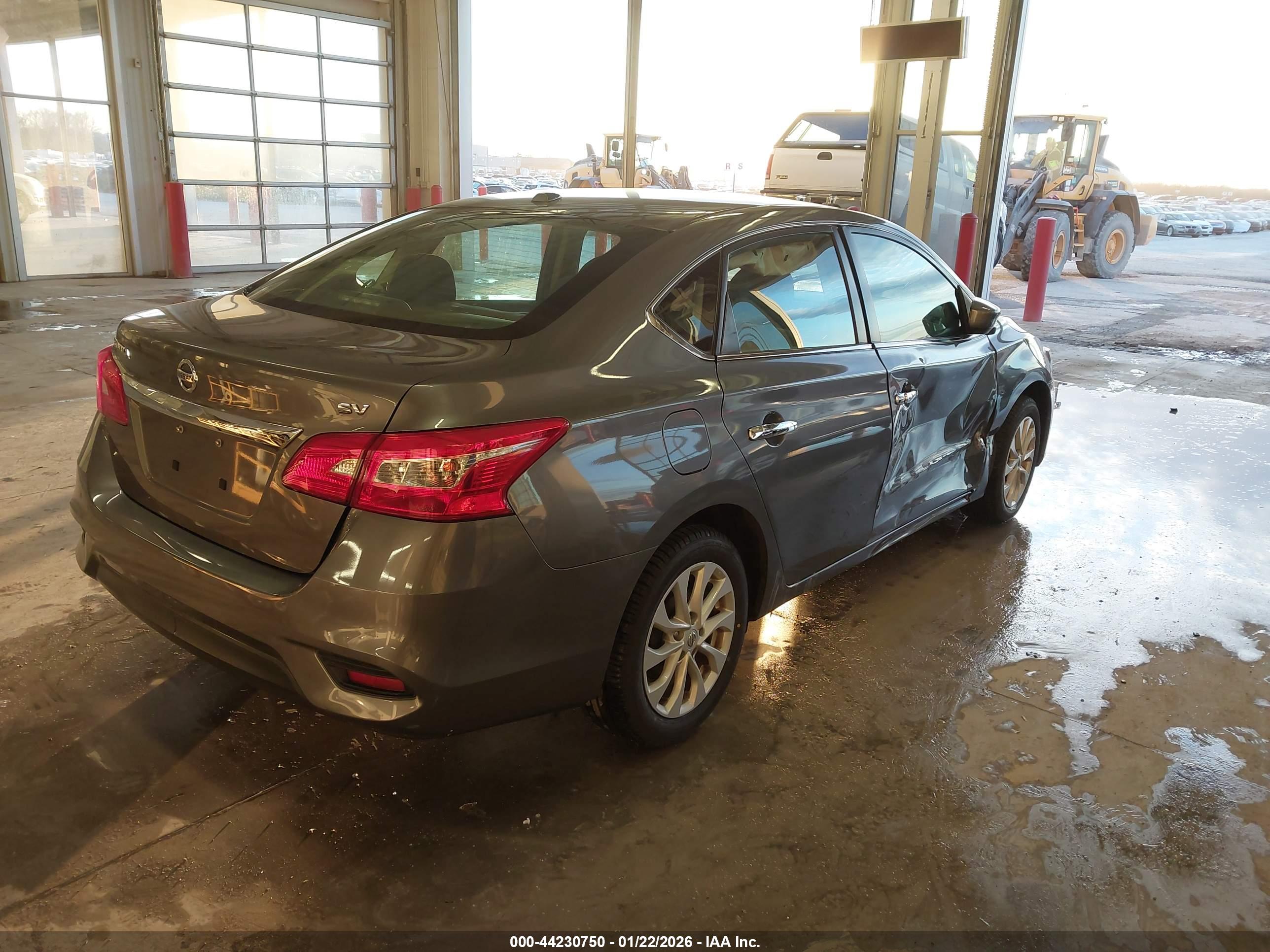 NISSAN SENTRA image 4