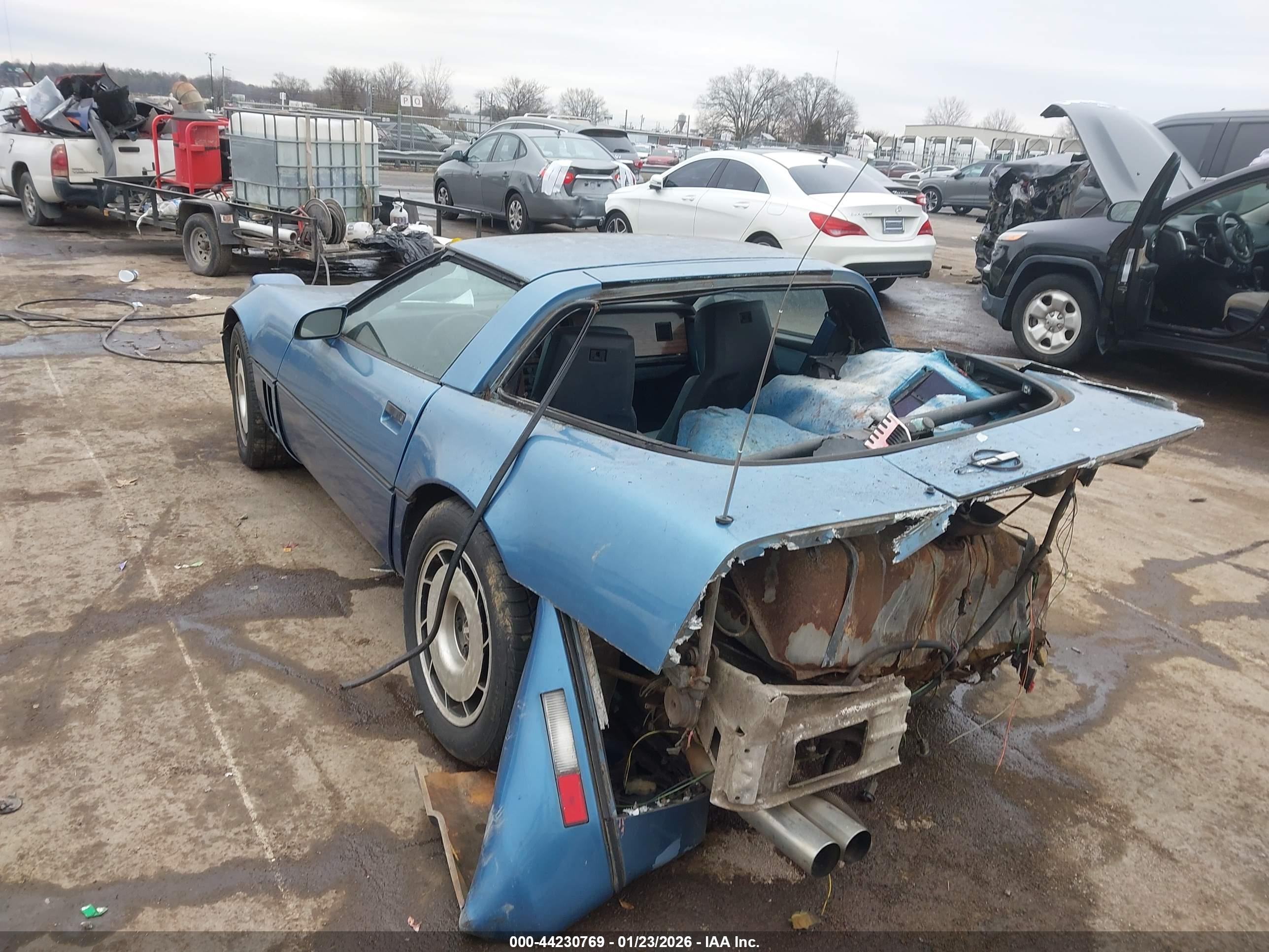 CHEVROLET CORVETTE image 3