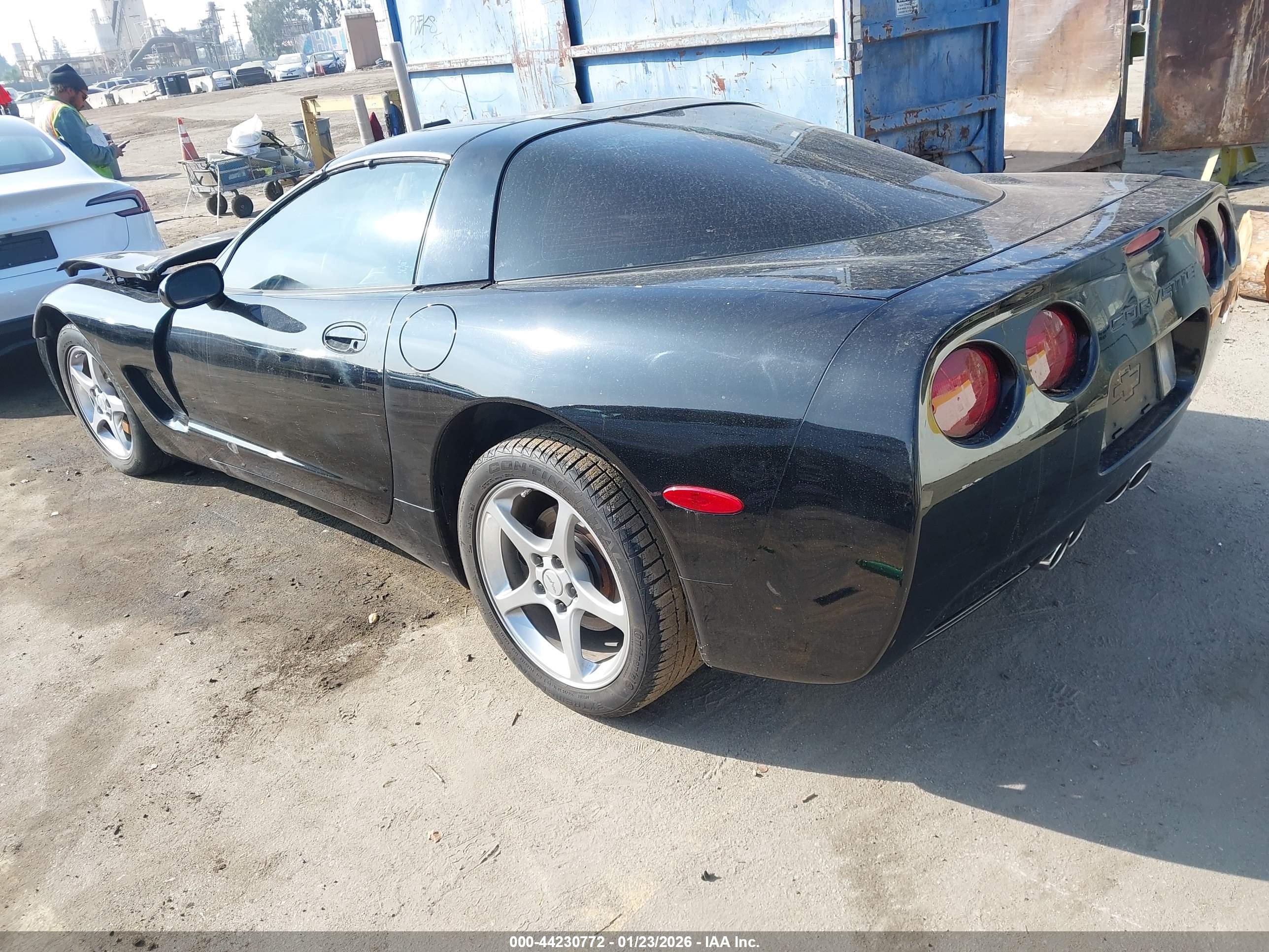 CHEVROLET CORVETTE image 3