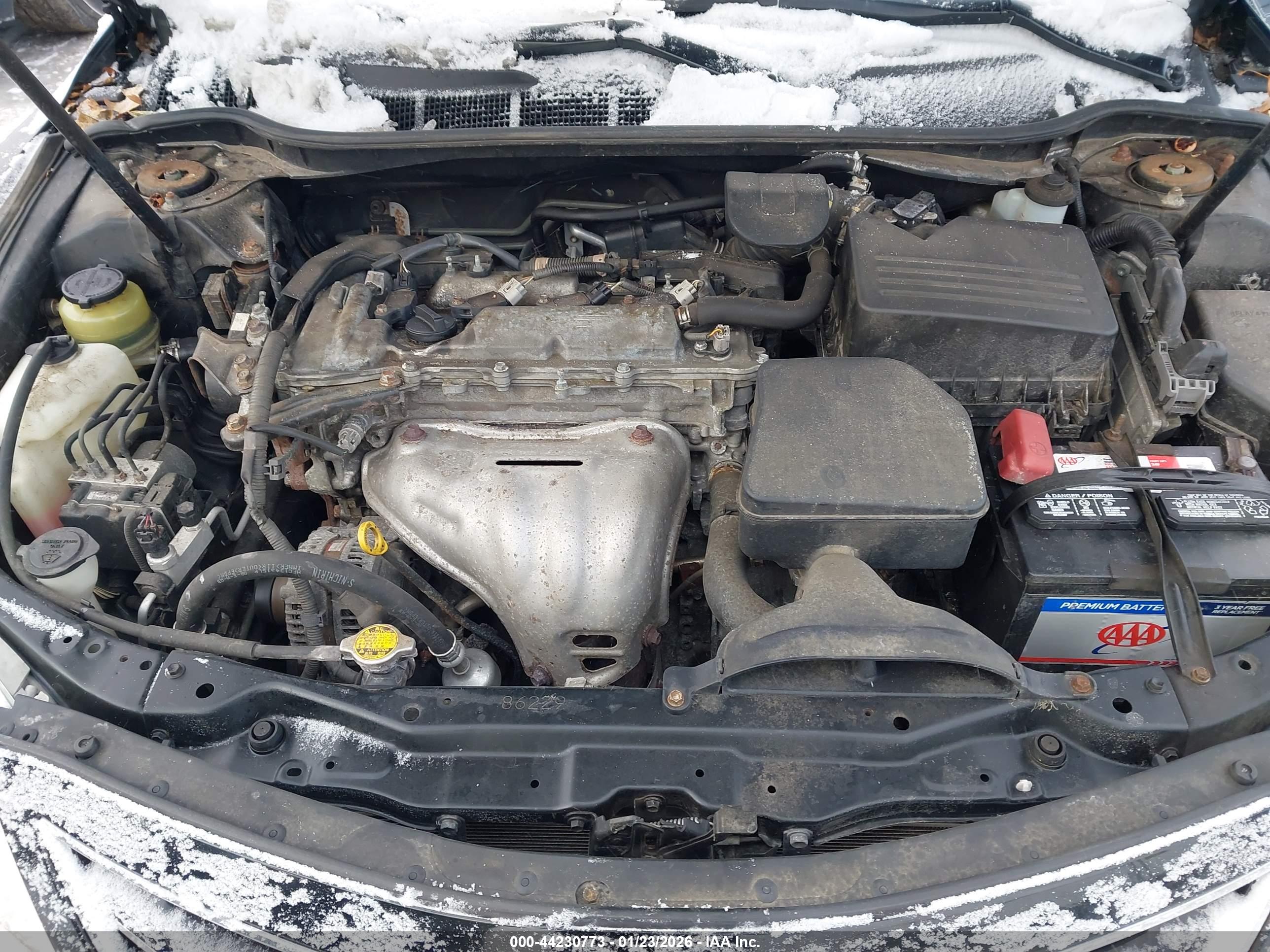 TOYOTA CAMRY image 10