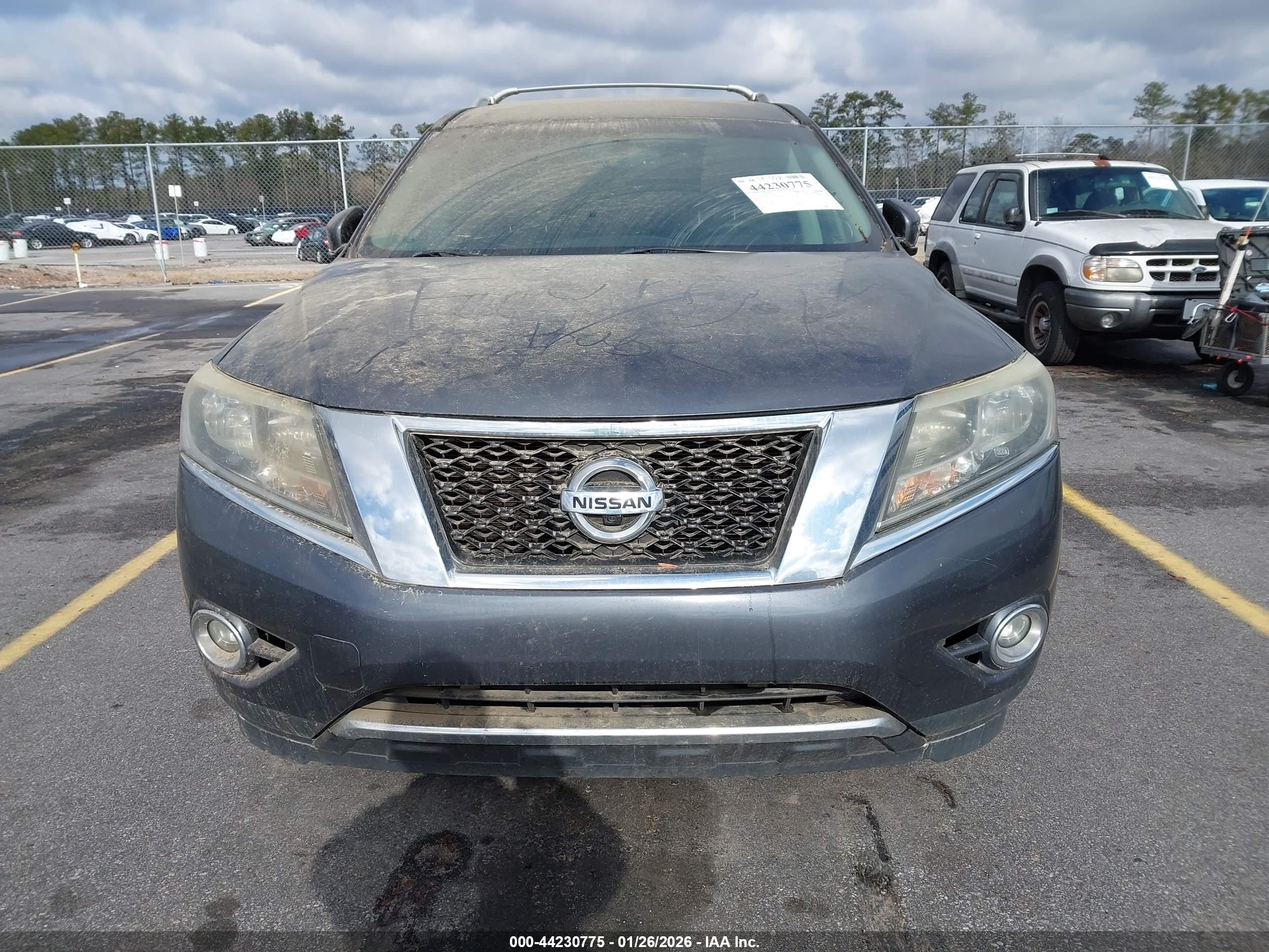 NISSAN PATHFINDER image 6