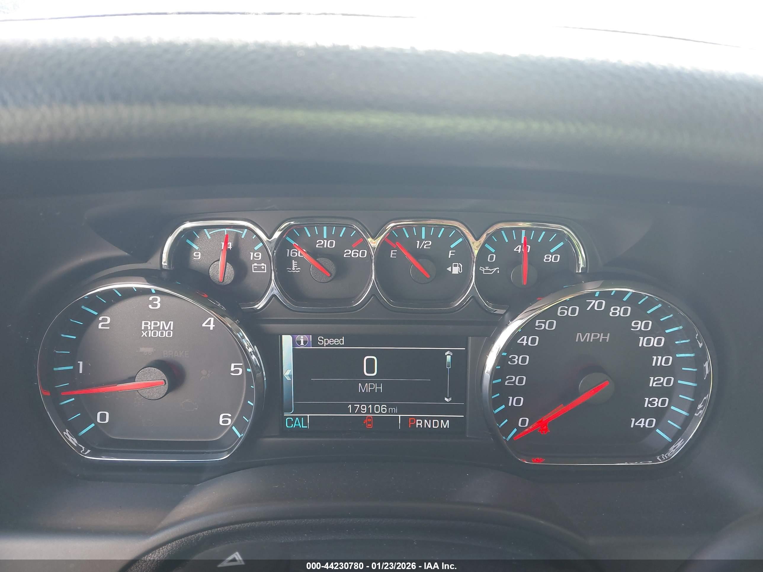 CHEVROLET TAHOE image 7