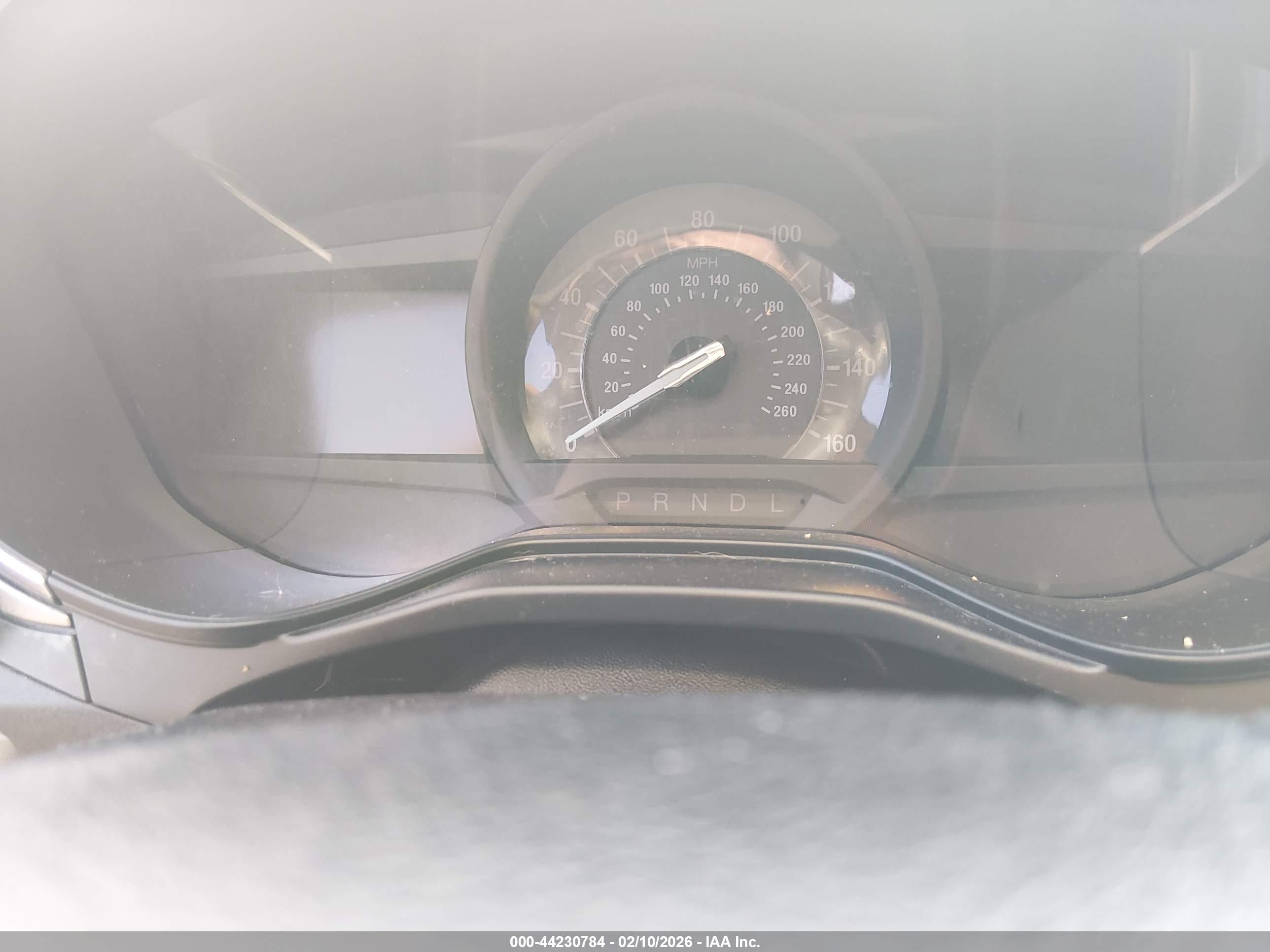 FORD FUSION image 7