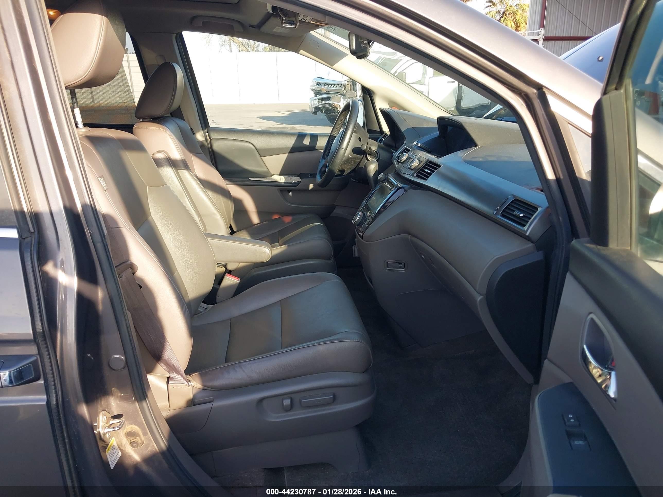 HONDA ODYSSEY image 5