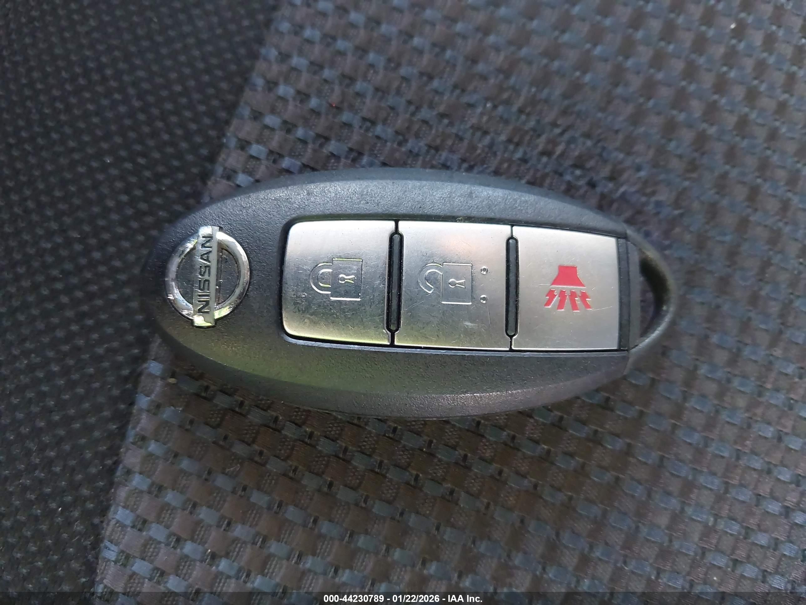 NISSAN ROGUE image 11
