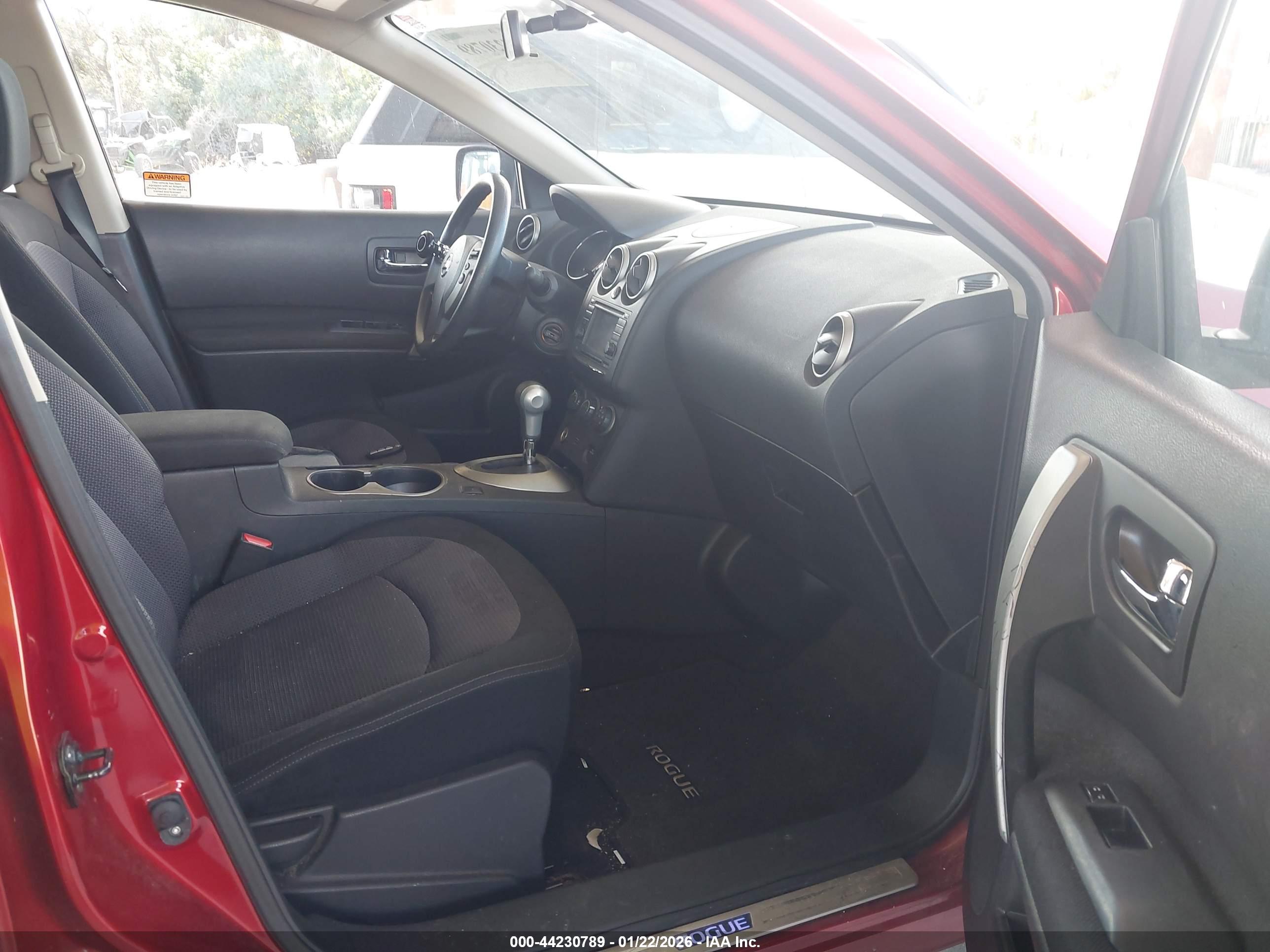 NISSAN ROGUE image 5