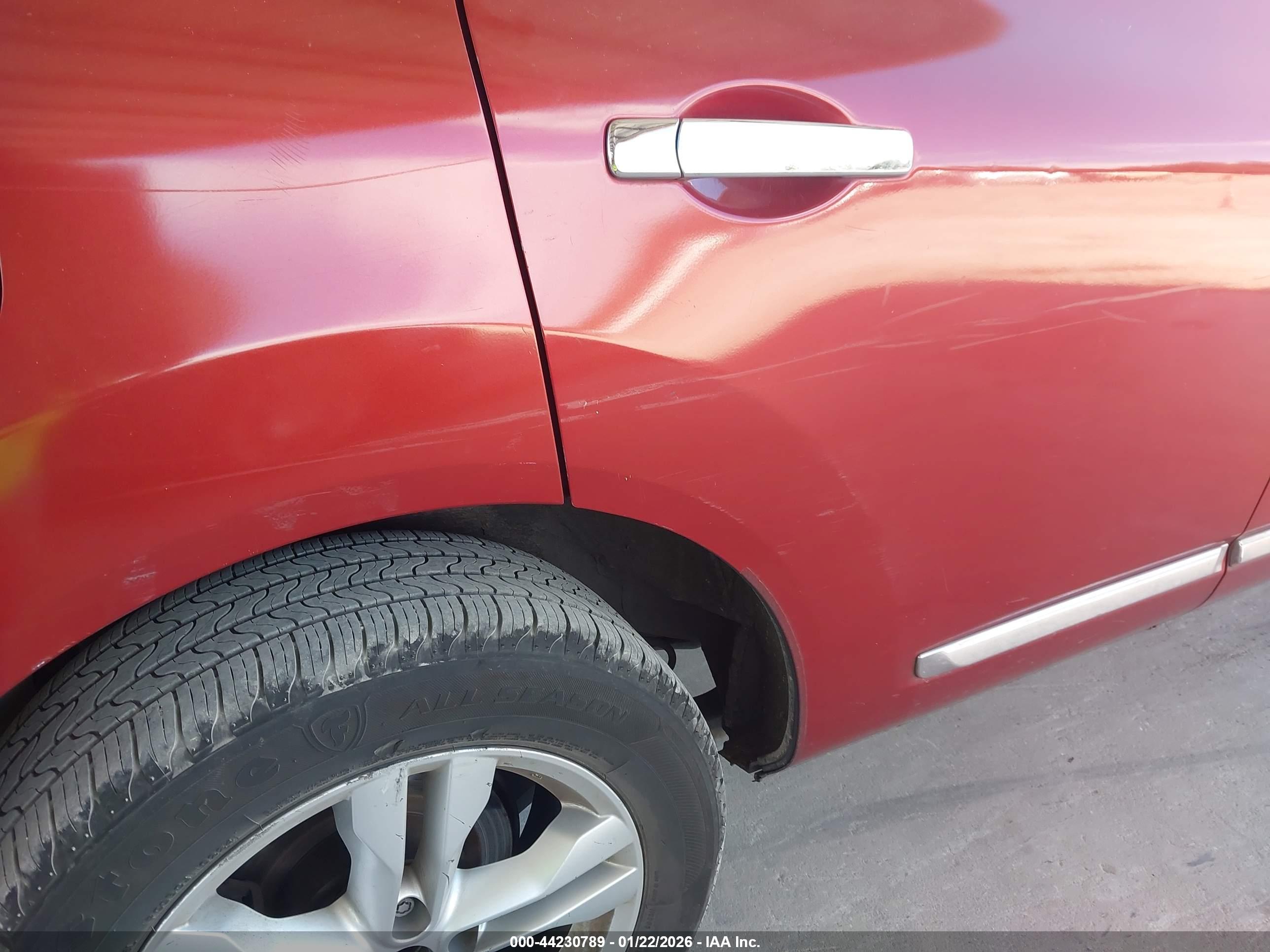 NISSAN ROGUE image 6