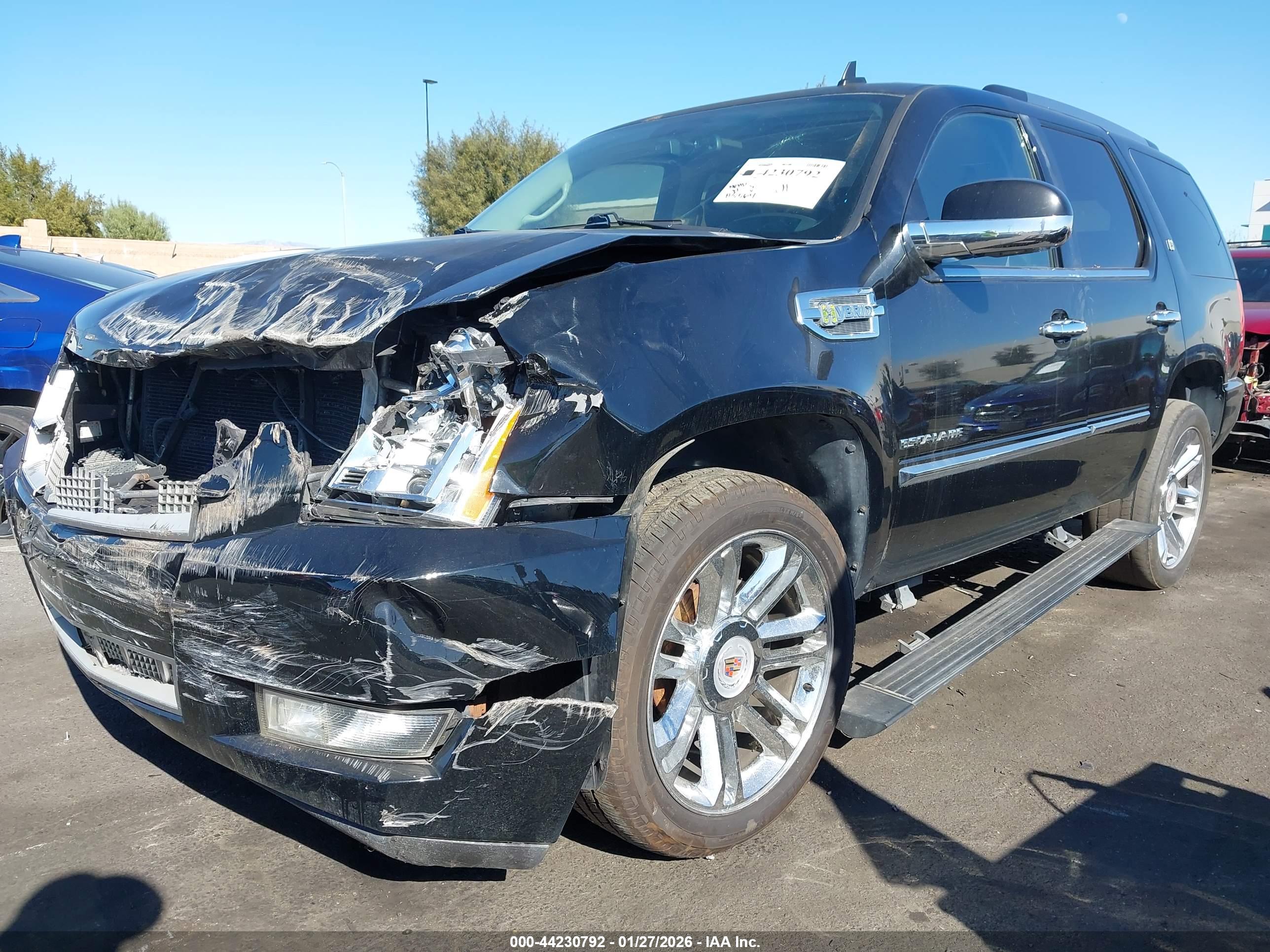 CADILLAC ESCALADE image 2