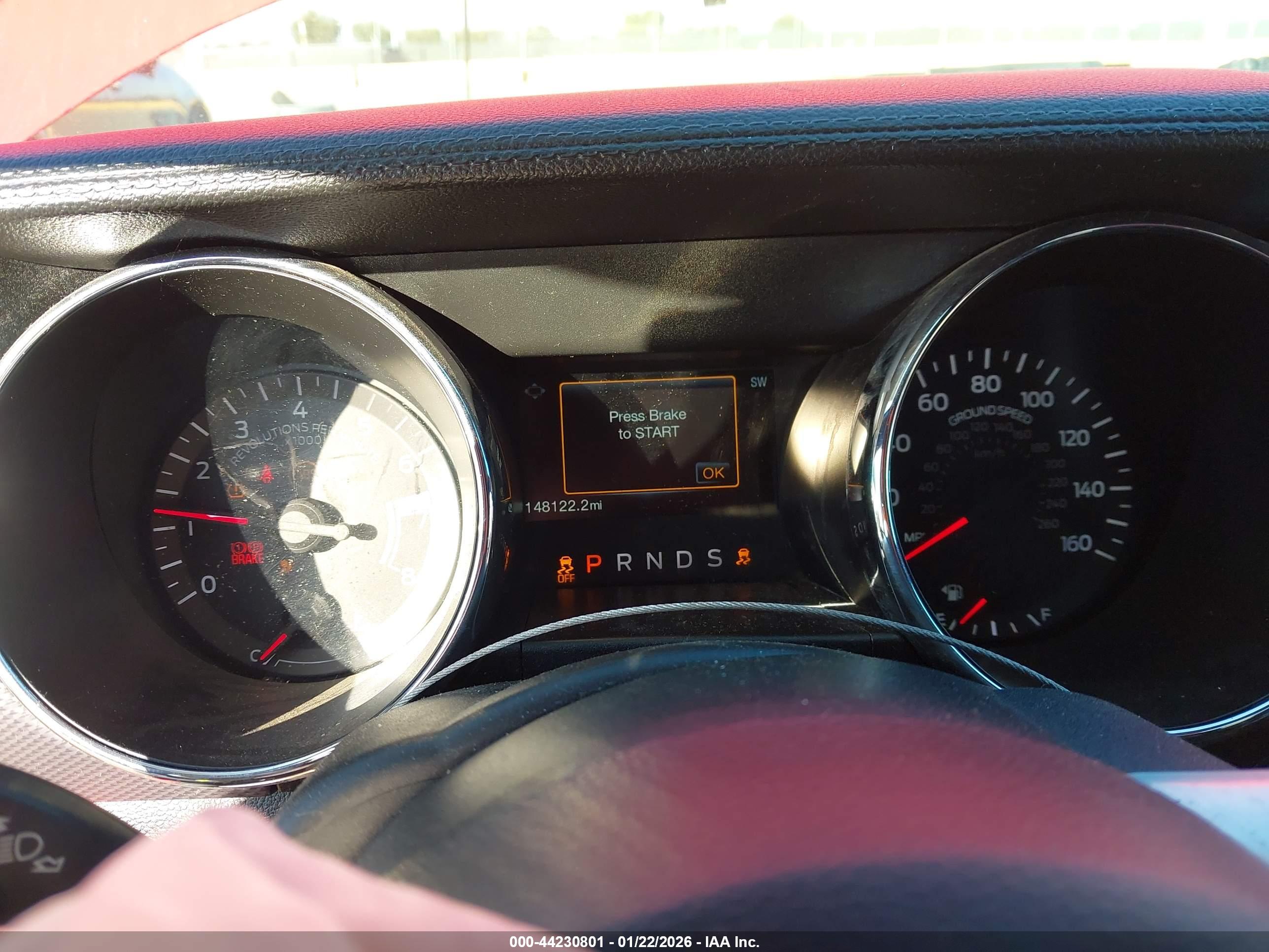 FORD MUSTANG image 7