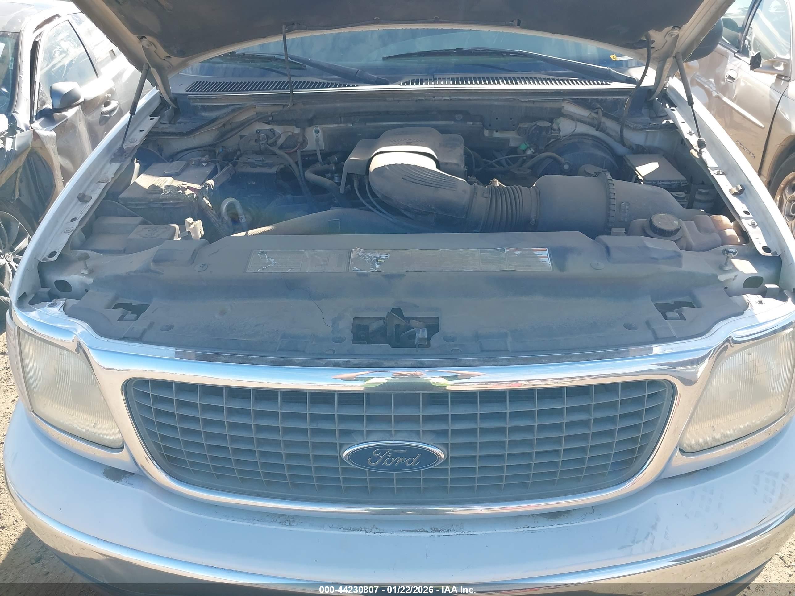 FORD EXPEDITION image 10