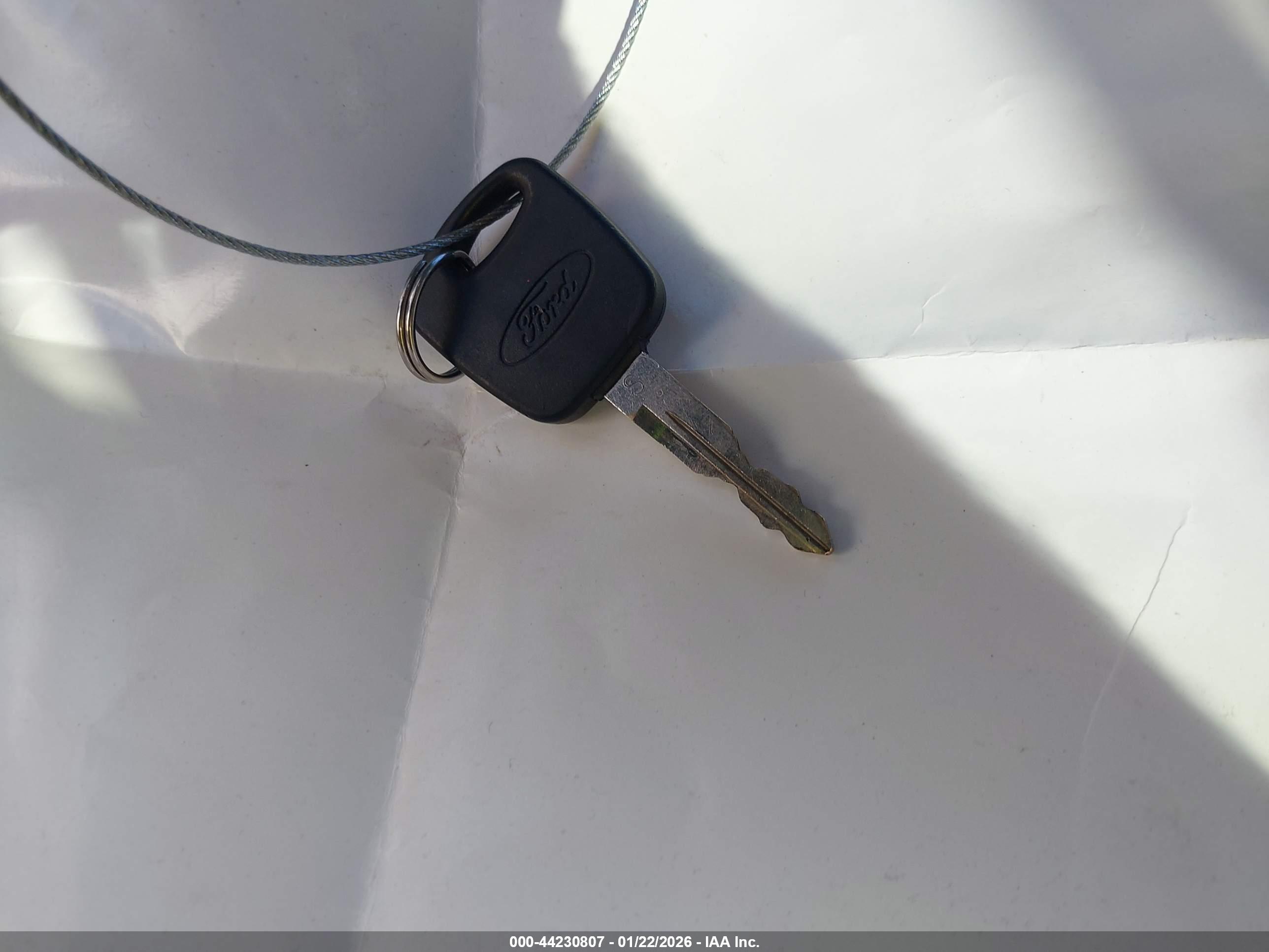 FORD EXPEDITION image 11